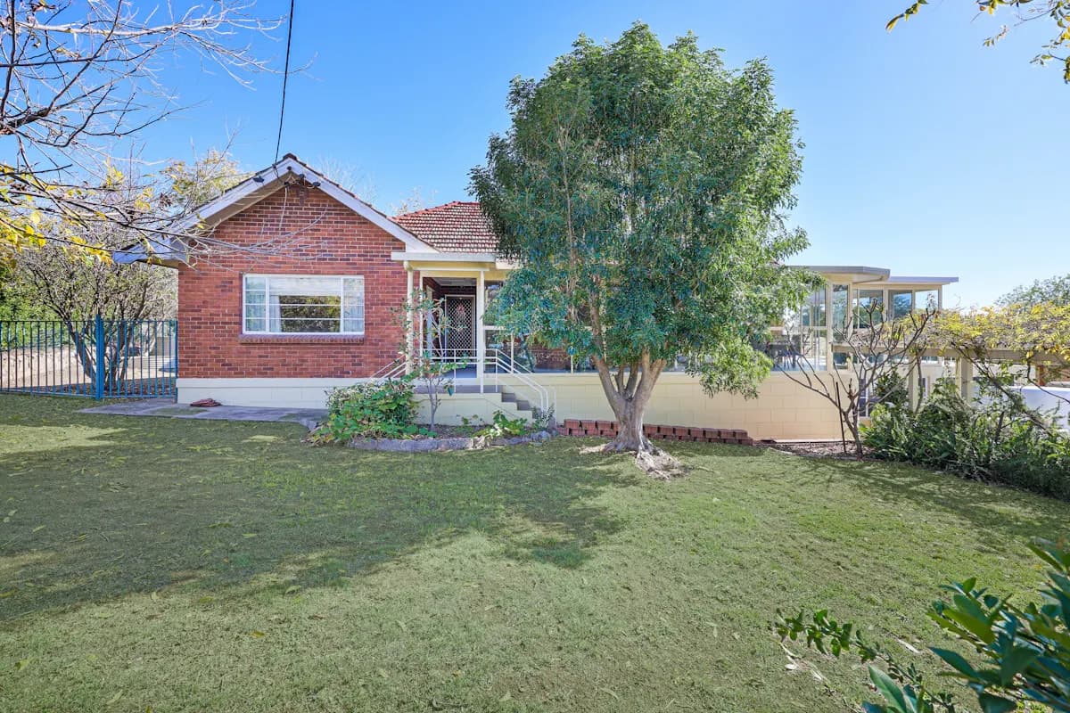 60 Hillvue Road, Tamworth, NSW, 2340, Tamworth - Image 1