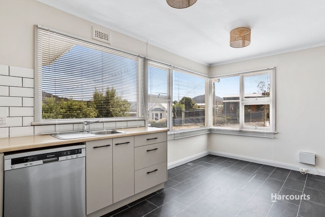 13 Mildura Street, BELLERIVE, TAS 7018, Bellerive - Thumbnail 4