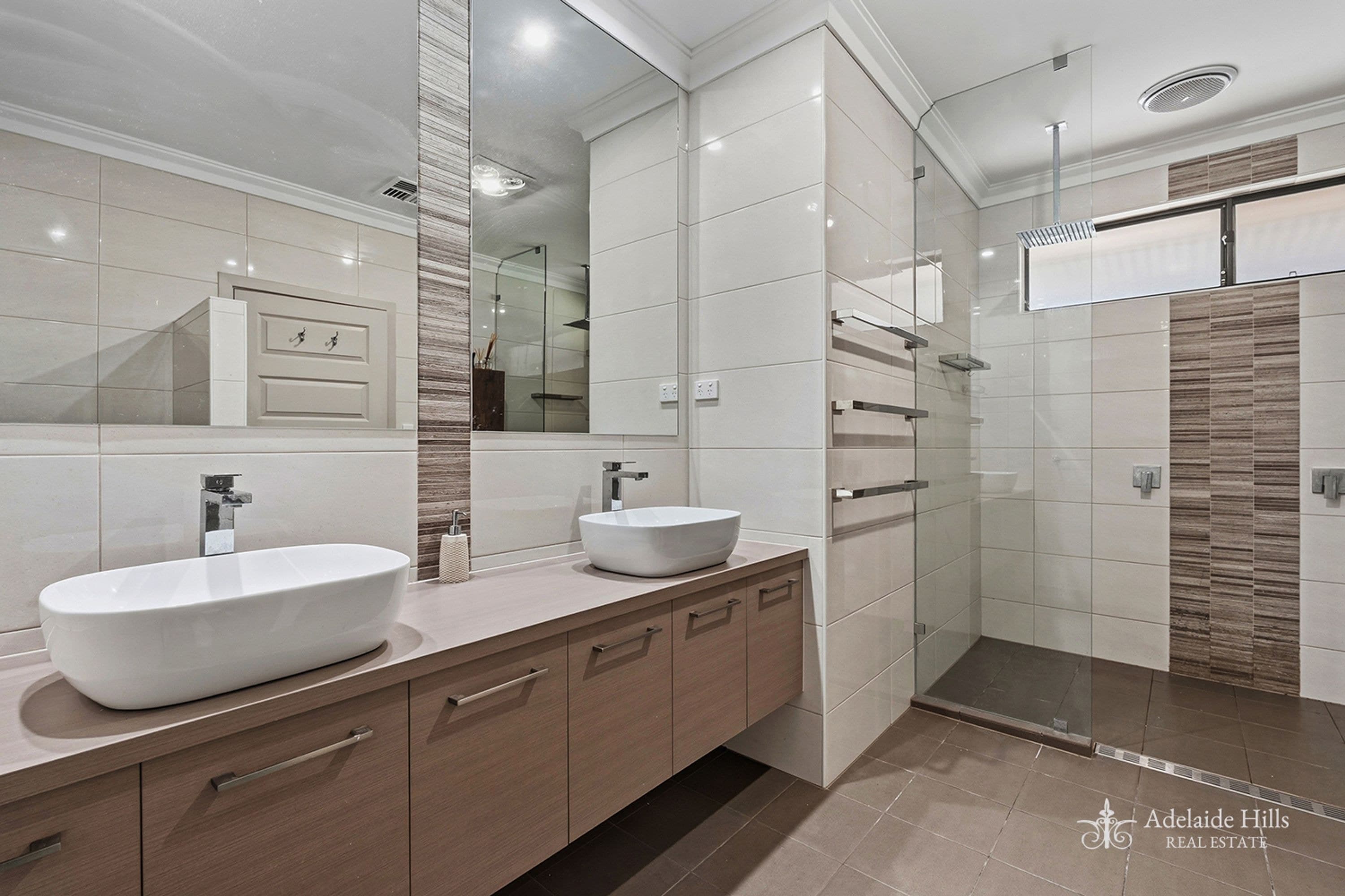 8 Graham Close, Mount Barker, SA 5251, Mount Barker - Thumbnail 7