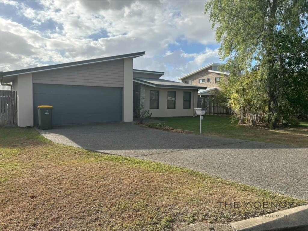 12 Maree Crescent, Gracemere - Image 1