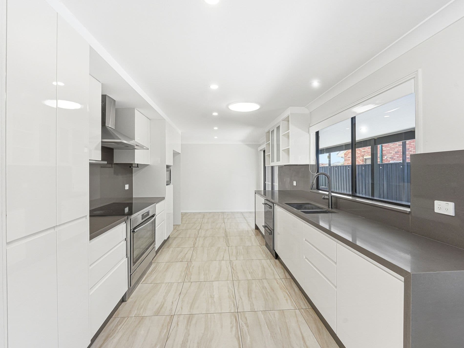 1 Mamble Place, South Penrith, South Penrith - Thumbnail 8