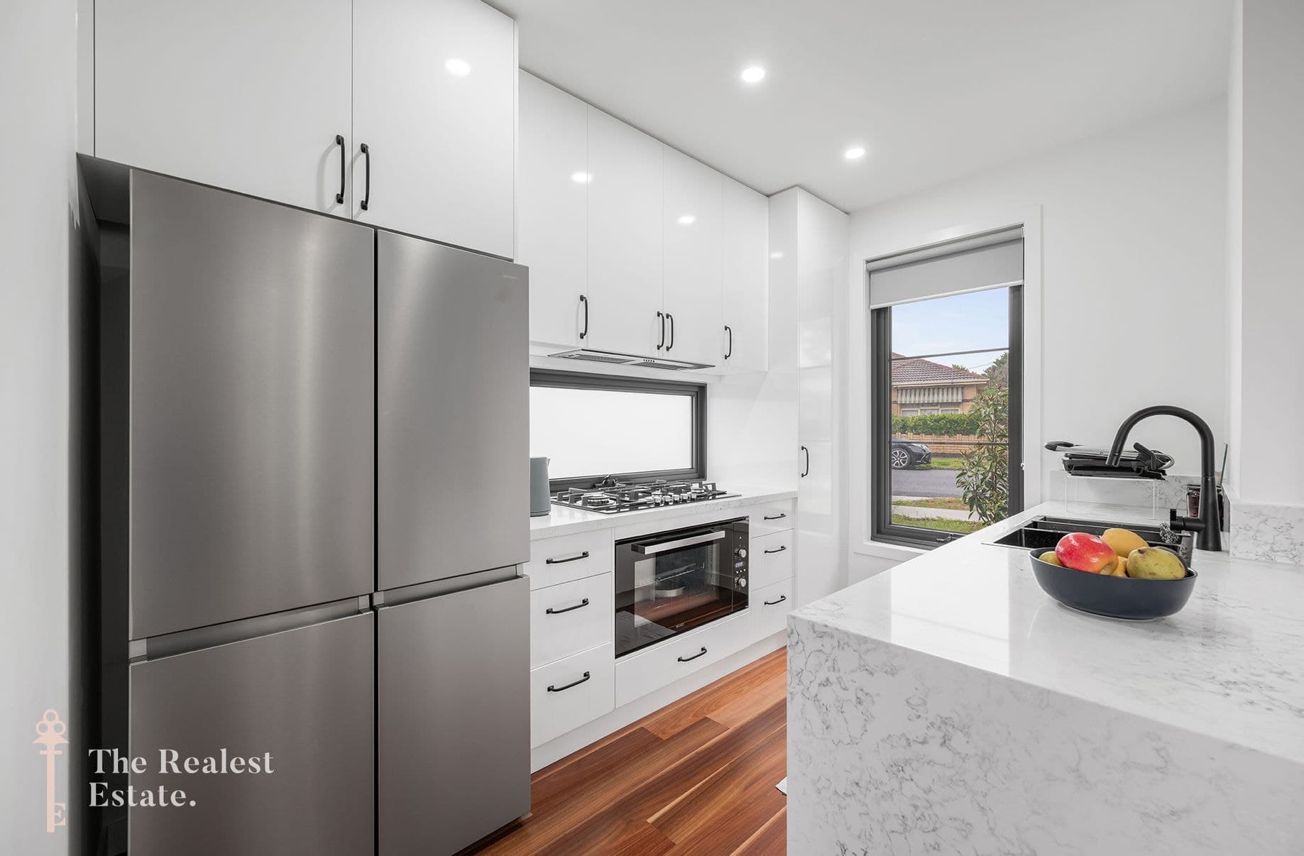 25 Summit Avenue, Oak Park, Oak Park - Thumbnail 4