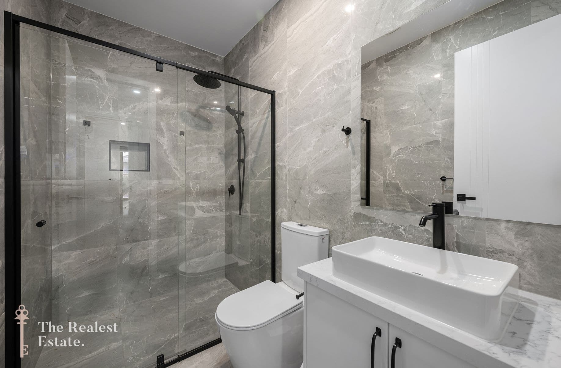 25 Summit Avenue, Oak Park, Oak Park - Thumbnail 8