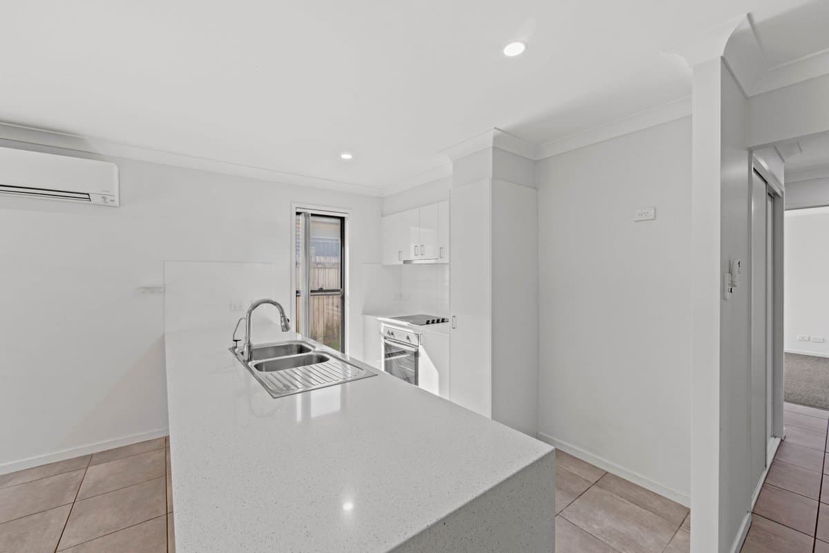 94a Dixon Drive, PIMPAMA QLD 4209, Pimpama - Thumbnail 3