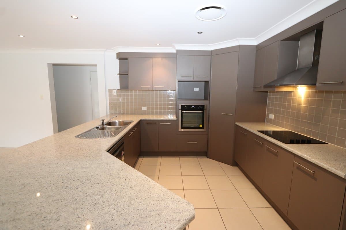 10 Stringybark Drive, MOLENDINAR QLD 4214, Molendinar - Thumbnail 7