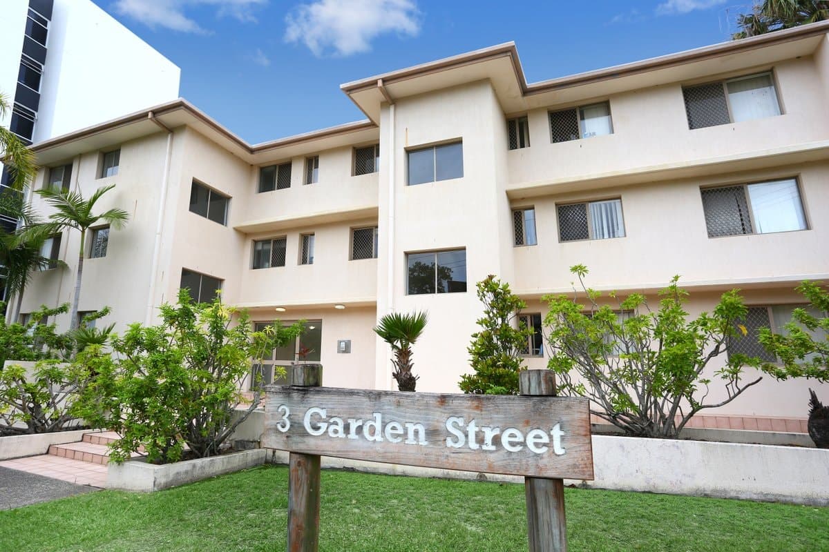 4/3 Garden Street, SOUTHPORT QLD 4215, Southport - Image 1