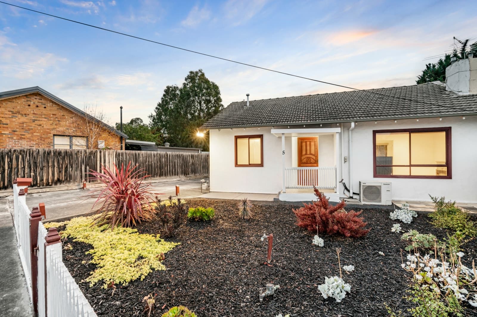 5 Exeter Court, HEIDELBERG WEST, Heidelberg West - Image 1