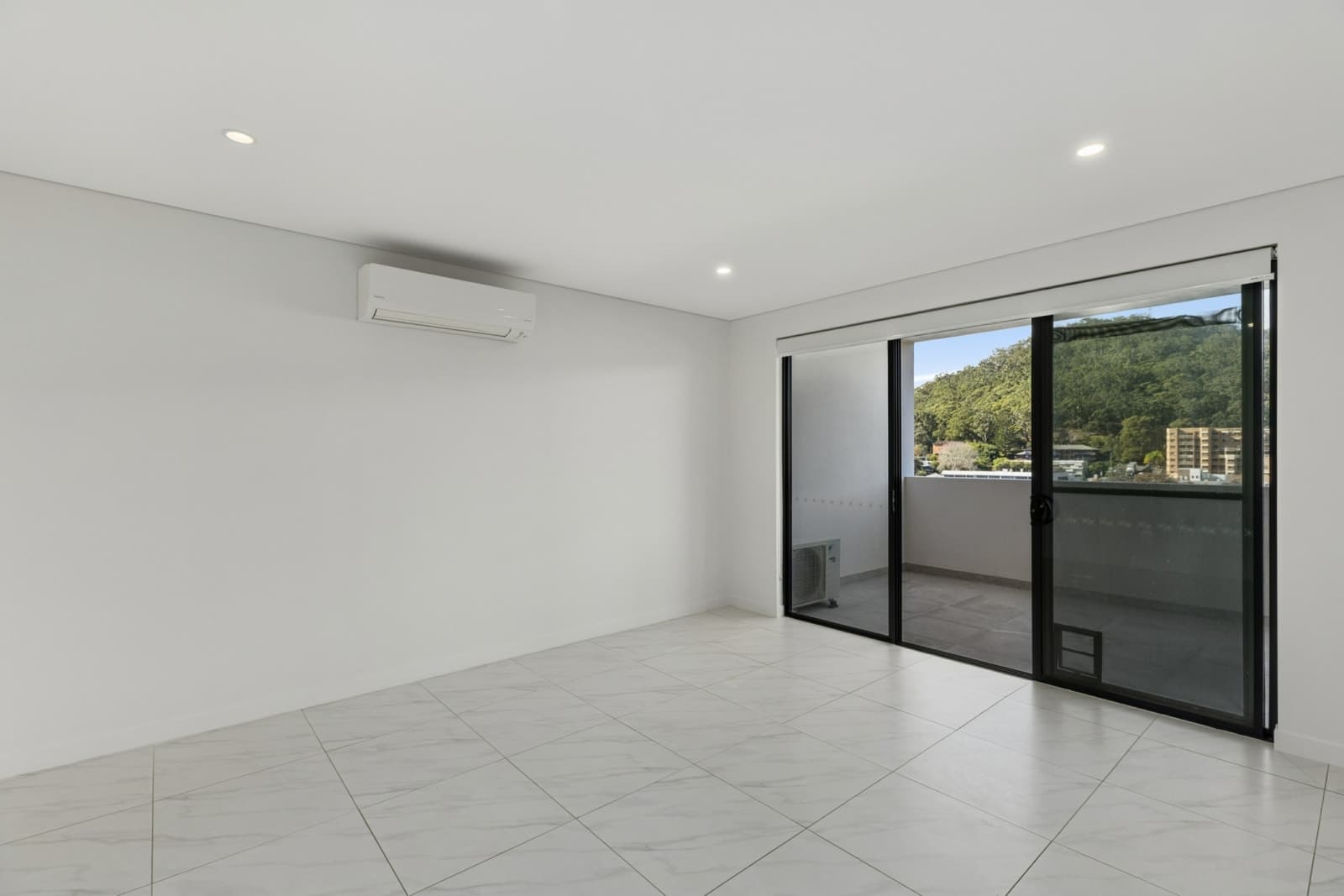 34/36 Showground Road, GOSFORD, Gosford - Thumbnail 2