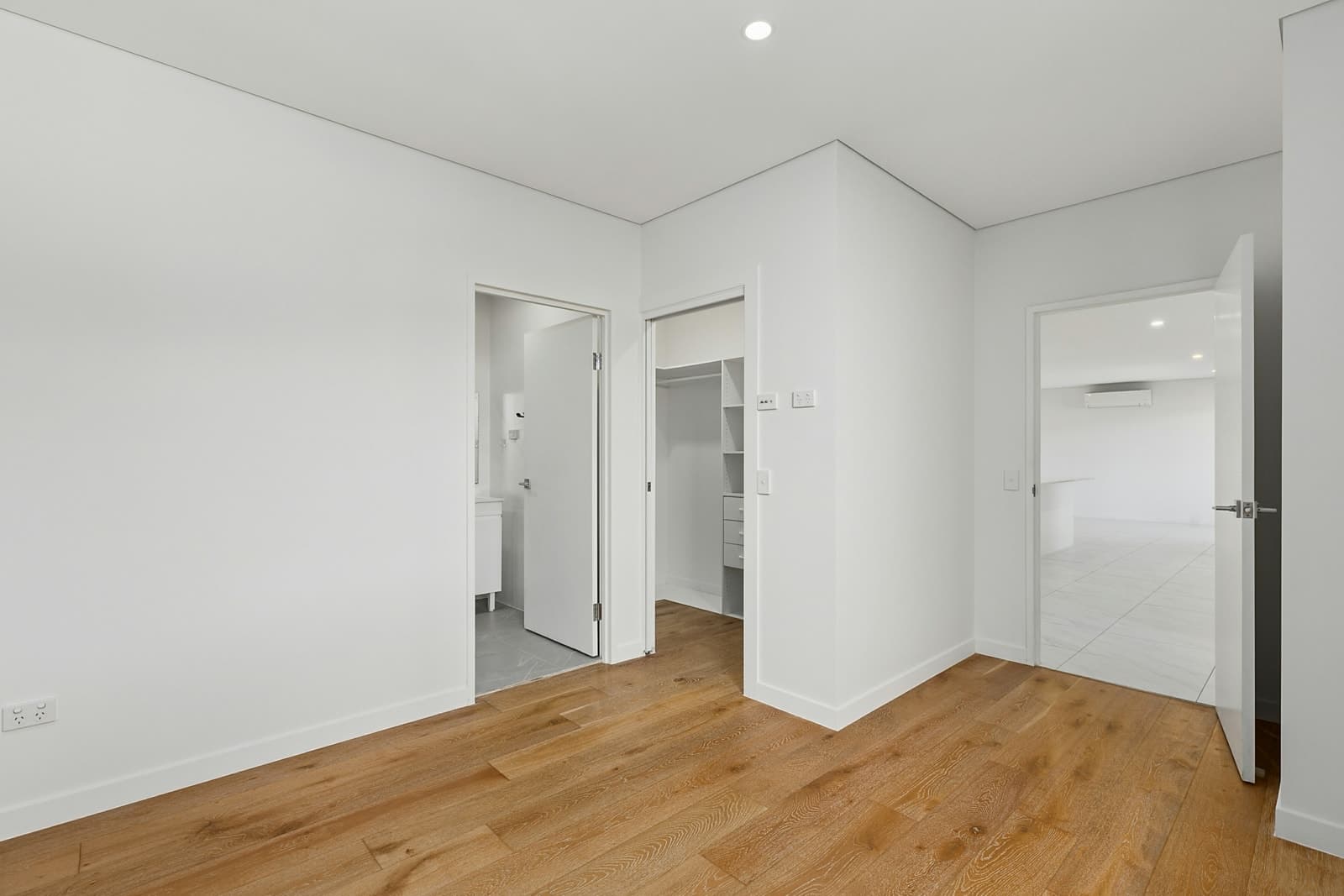 34/36 Showground Road, GOSFORD, Gosford - Thumbnail 4