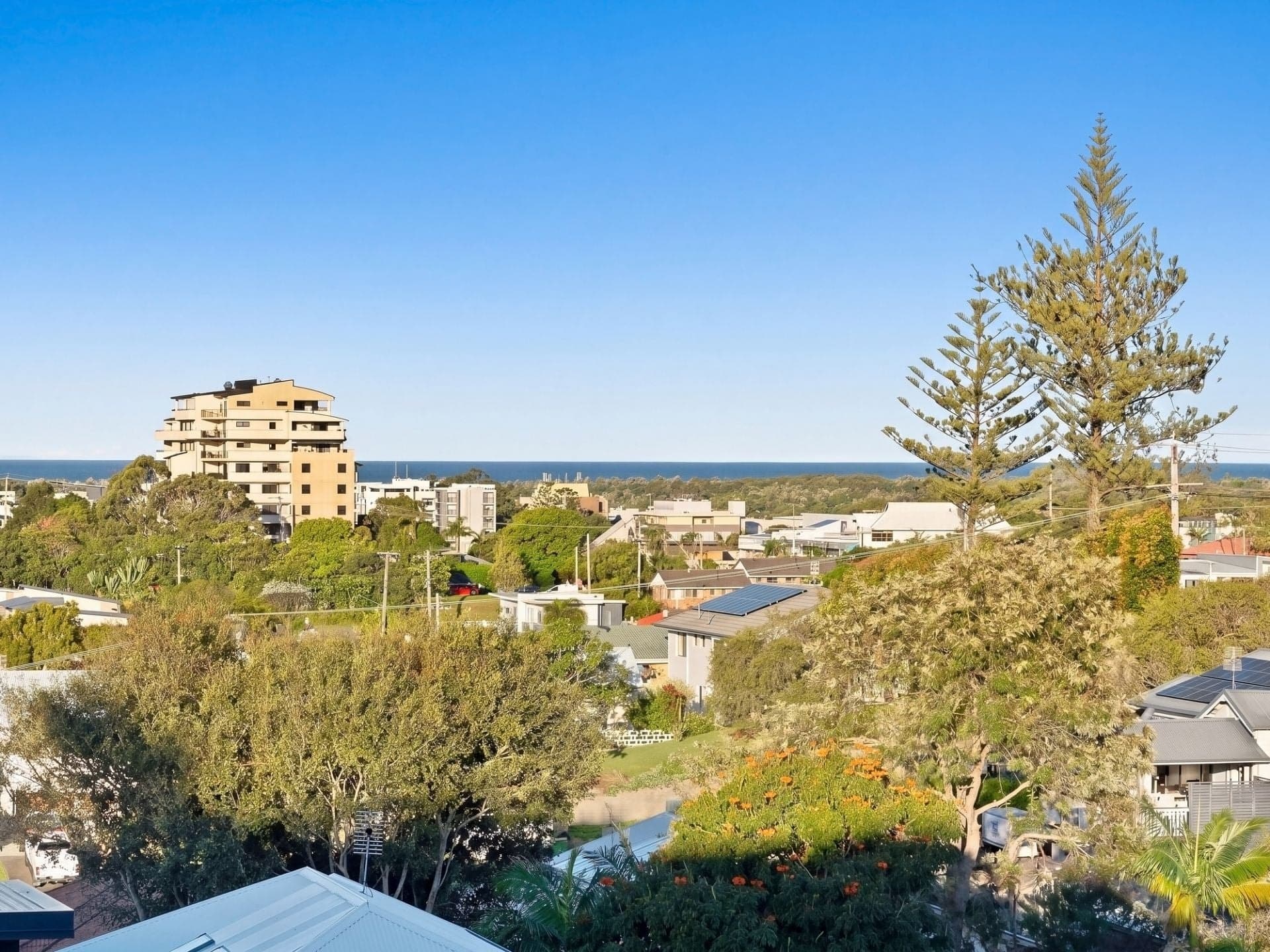 1/67 Garrick Street, Coolangatta - Image 1