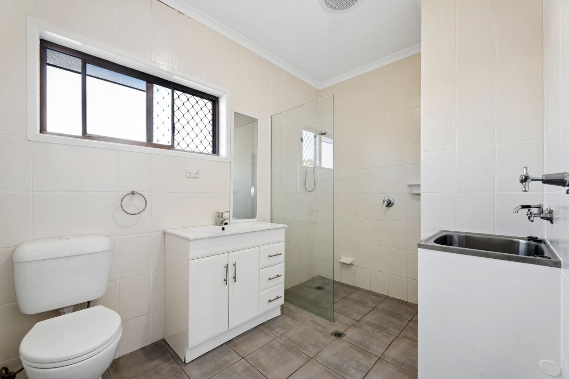 8/30 Sportsman Avenue, Mermaid Beach - Thumbnail 8