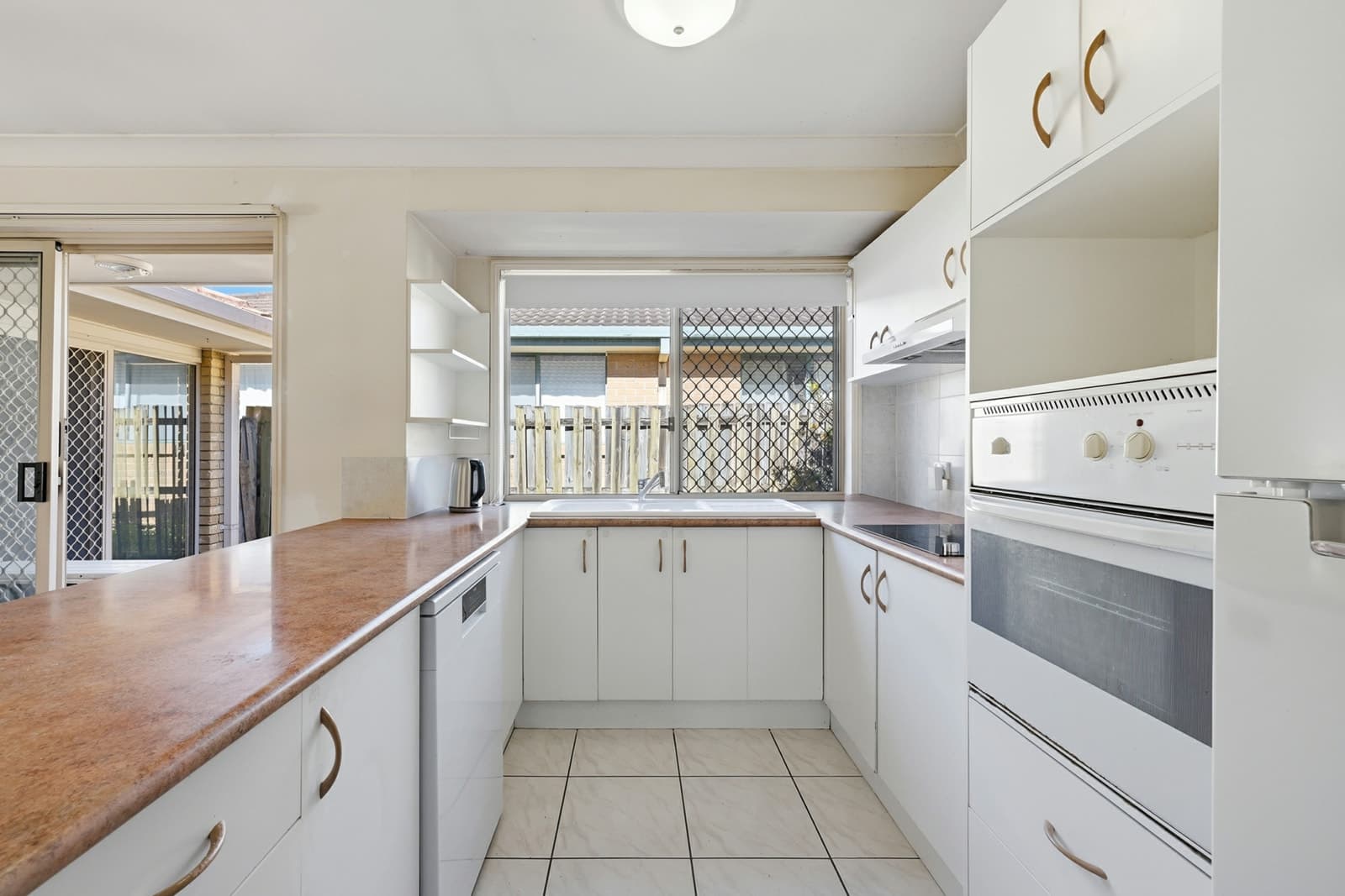32 Drysdale Lane, PARKWOOD, Parkwood - Thumbnail 6
