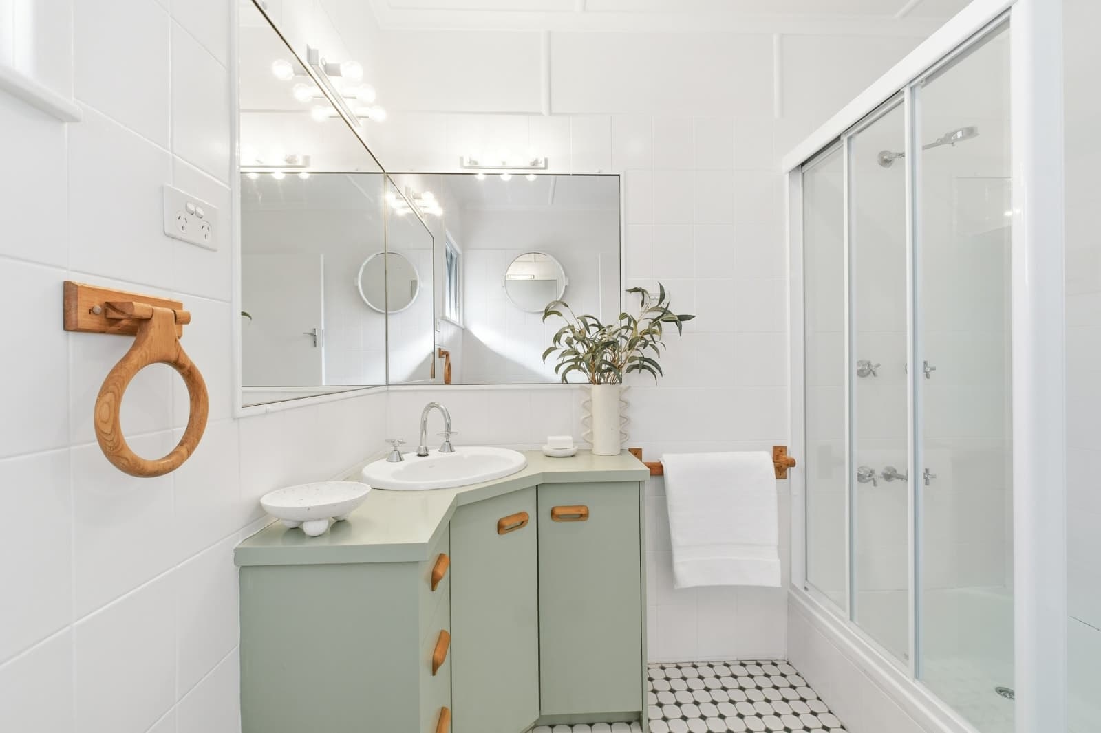 2/12 Lade Street, COORPAROO, Coorparoo - Thumbnail 7
