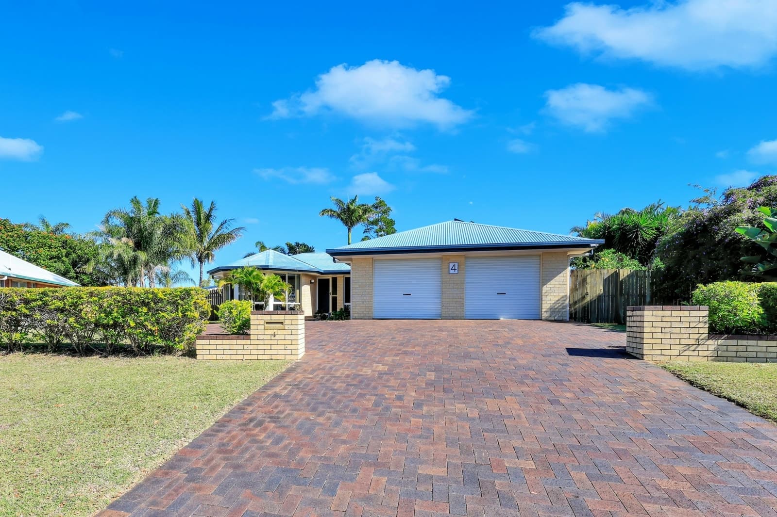 4 Solander Street, BARGARA, Bargara - Thumbnail 3