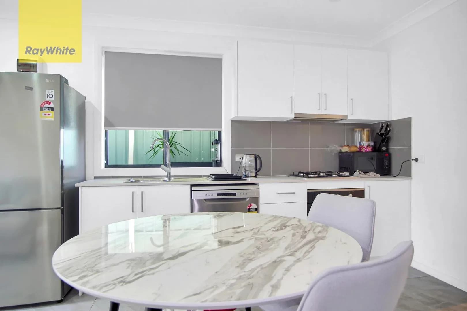 18a Erin Place, Casula NSW 2170, Casula - Thumbnail 5