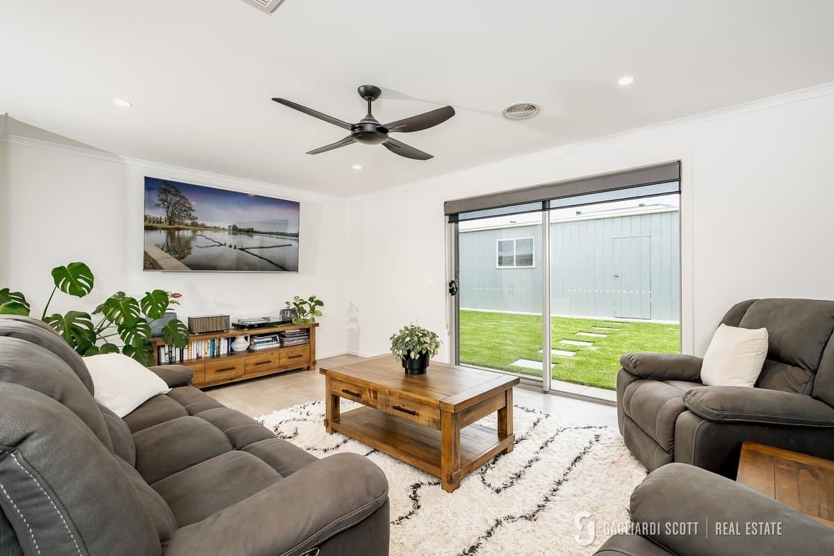 15 Marsanne Street, Shepparton, Shepparton - Thumbnail 7