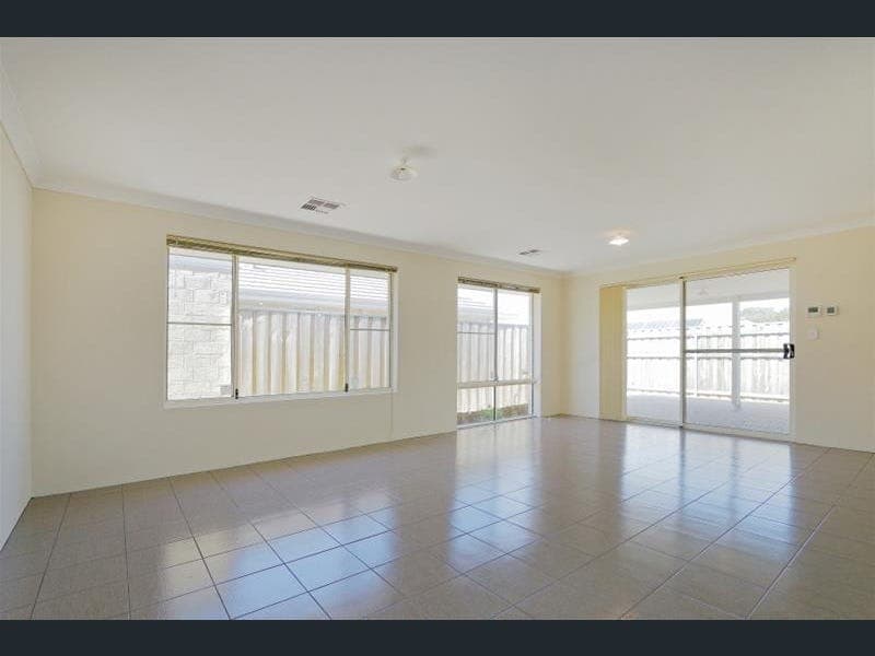 174 Banrock Drive, ELLENBROOK, WA 6069, Ellenbrook - Thumbnail 6