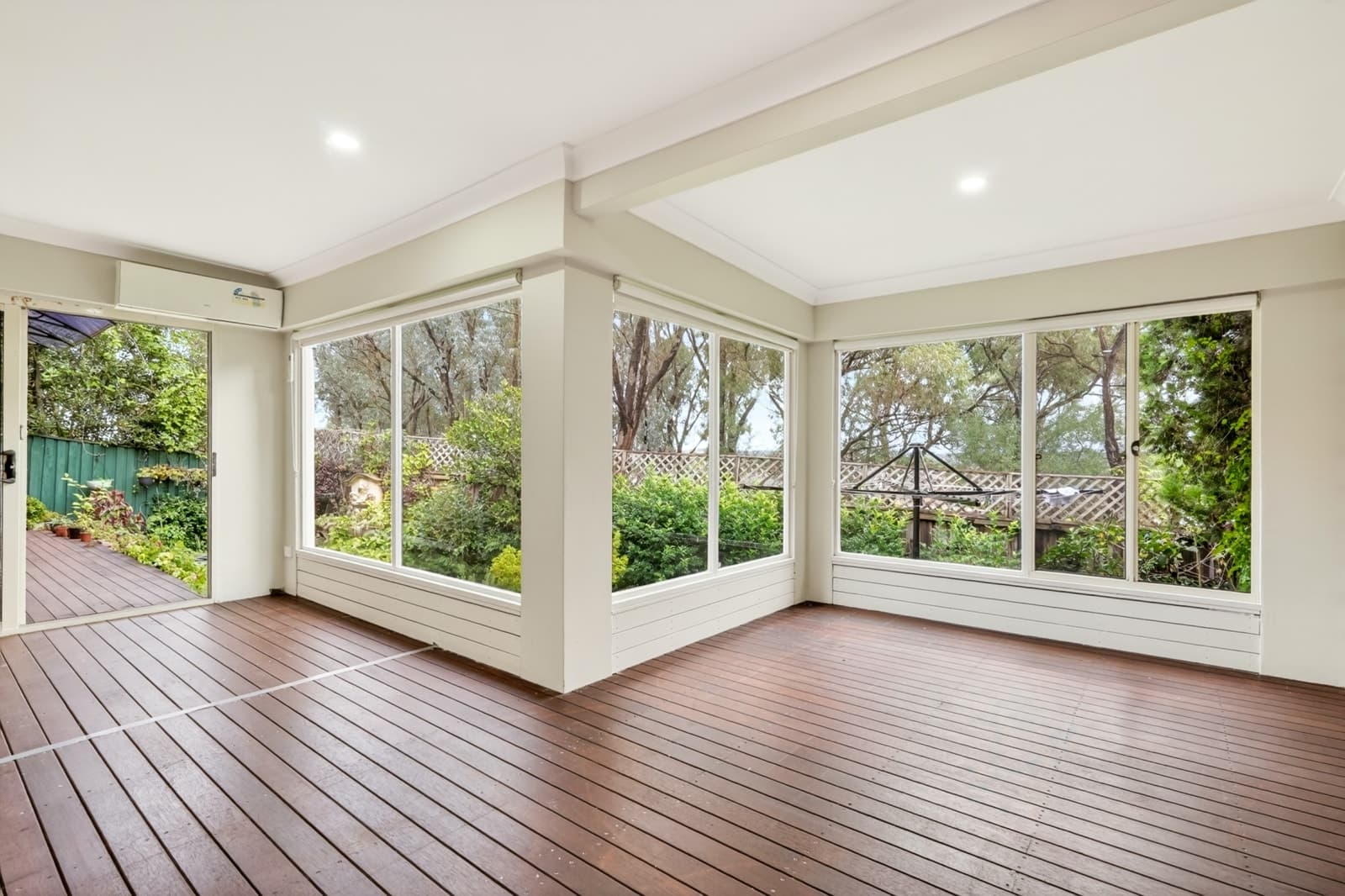 10B Griffin Place, DOONSIDE, Doonside - Thumbnail 7