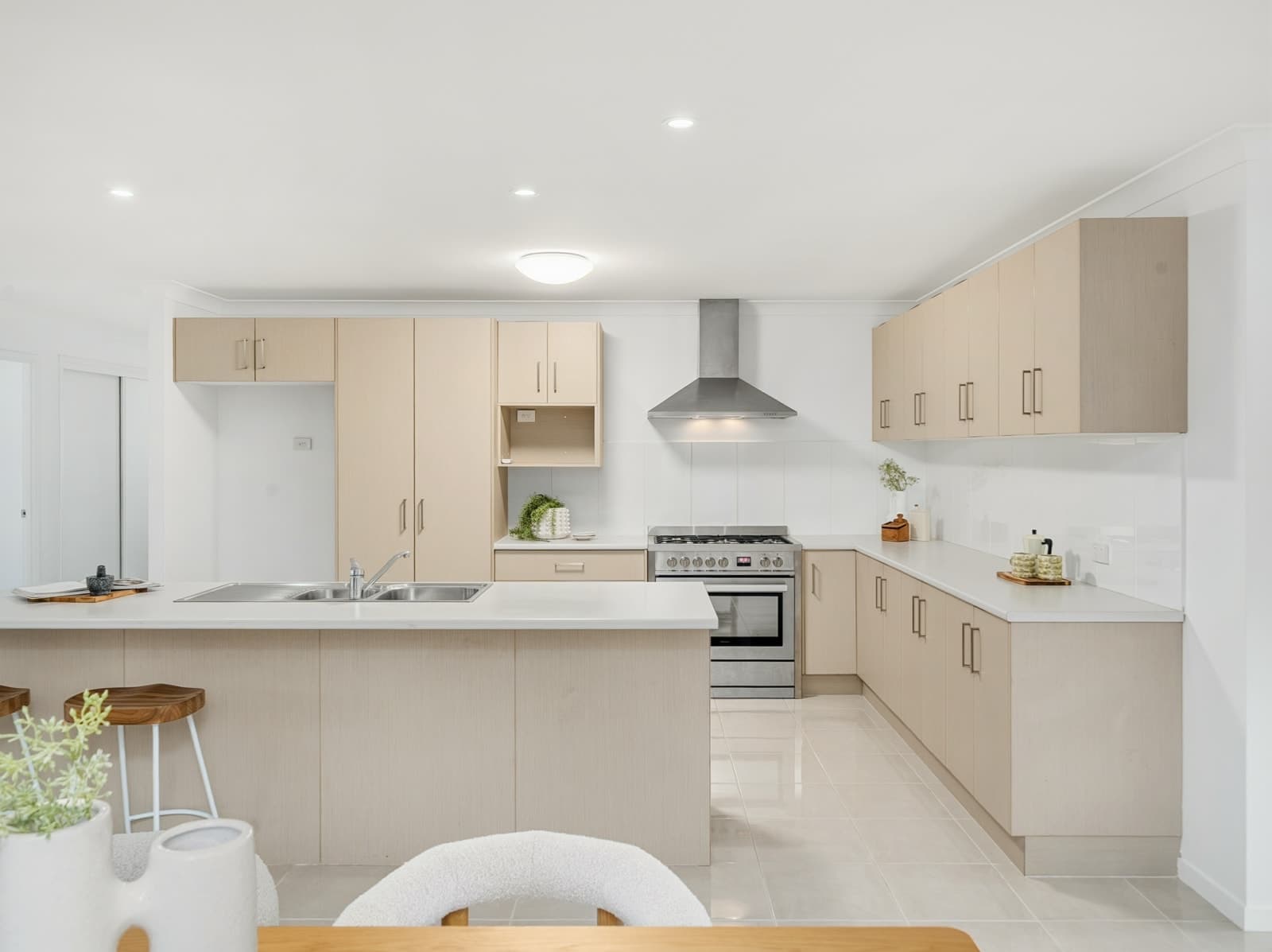 8B Columbus Court, BRAY PARK, Bray Park - Thumbnail 5