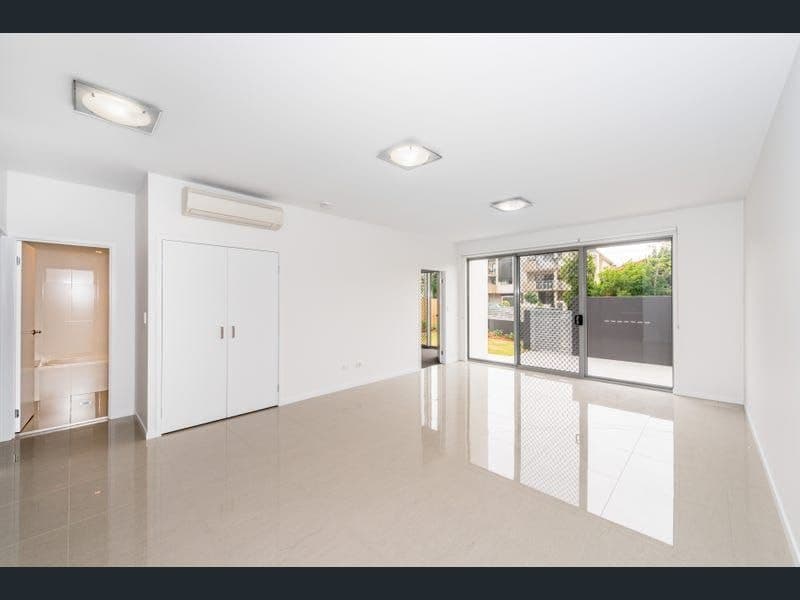 1/28 Skew Street, Sherwood QLD 4075, Sherwood - Thumbnail 3