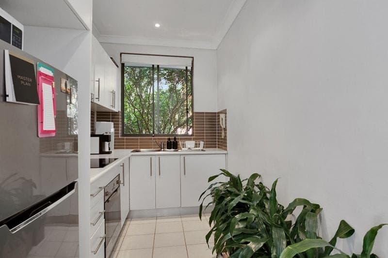 16/2-4 Berry Street, North Sydney, North Sydney - Thumbnail 3