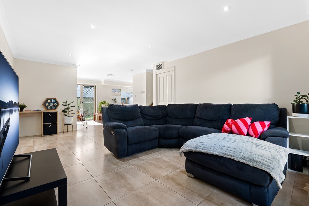 36/119 Gordon Crescent, Wakerley - Thumbnail 3