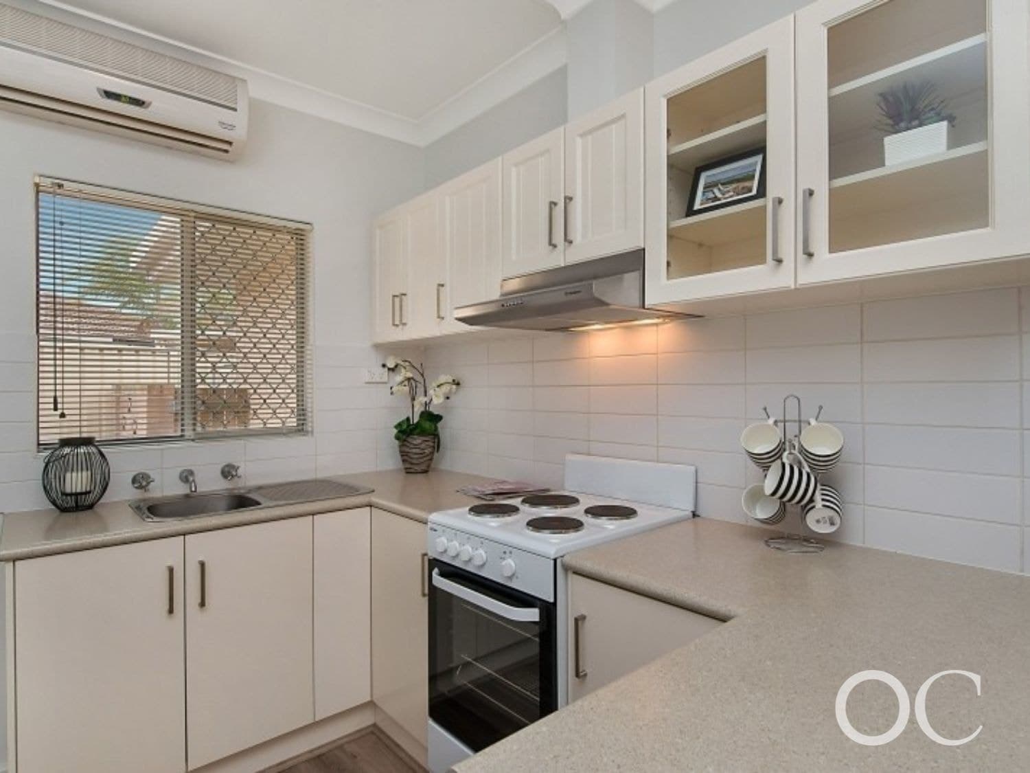 2/6 Military Road, West Beach - Thumbnail 3