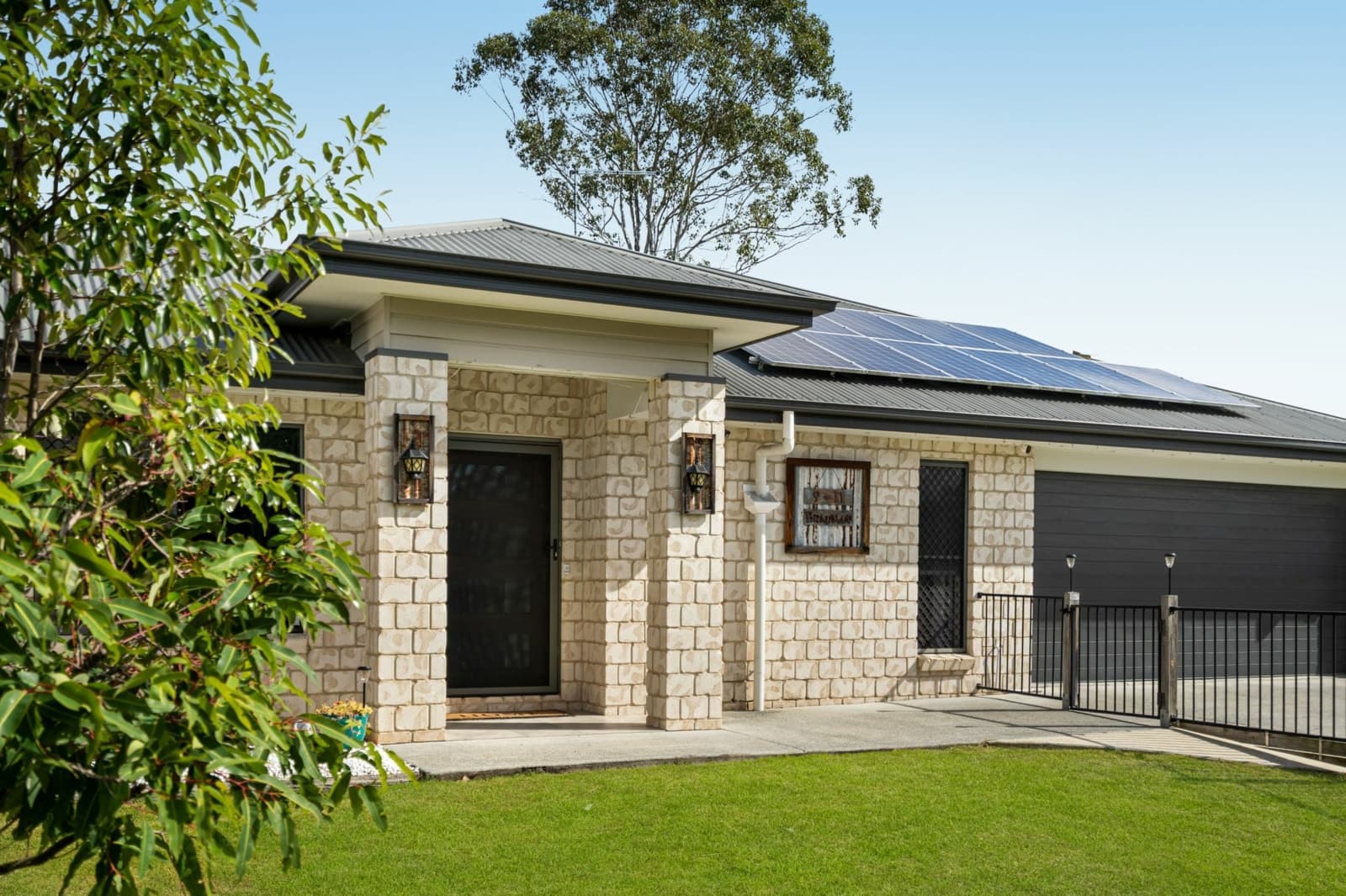 9-11 Bradman Street, NEW BEITH, New Beith - Thumbnail 3