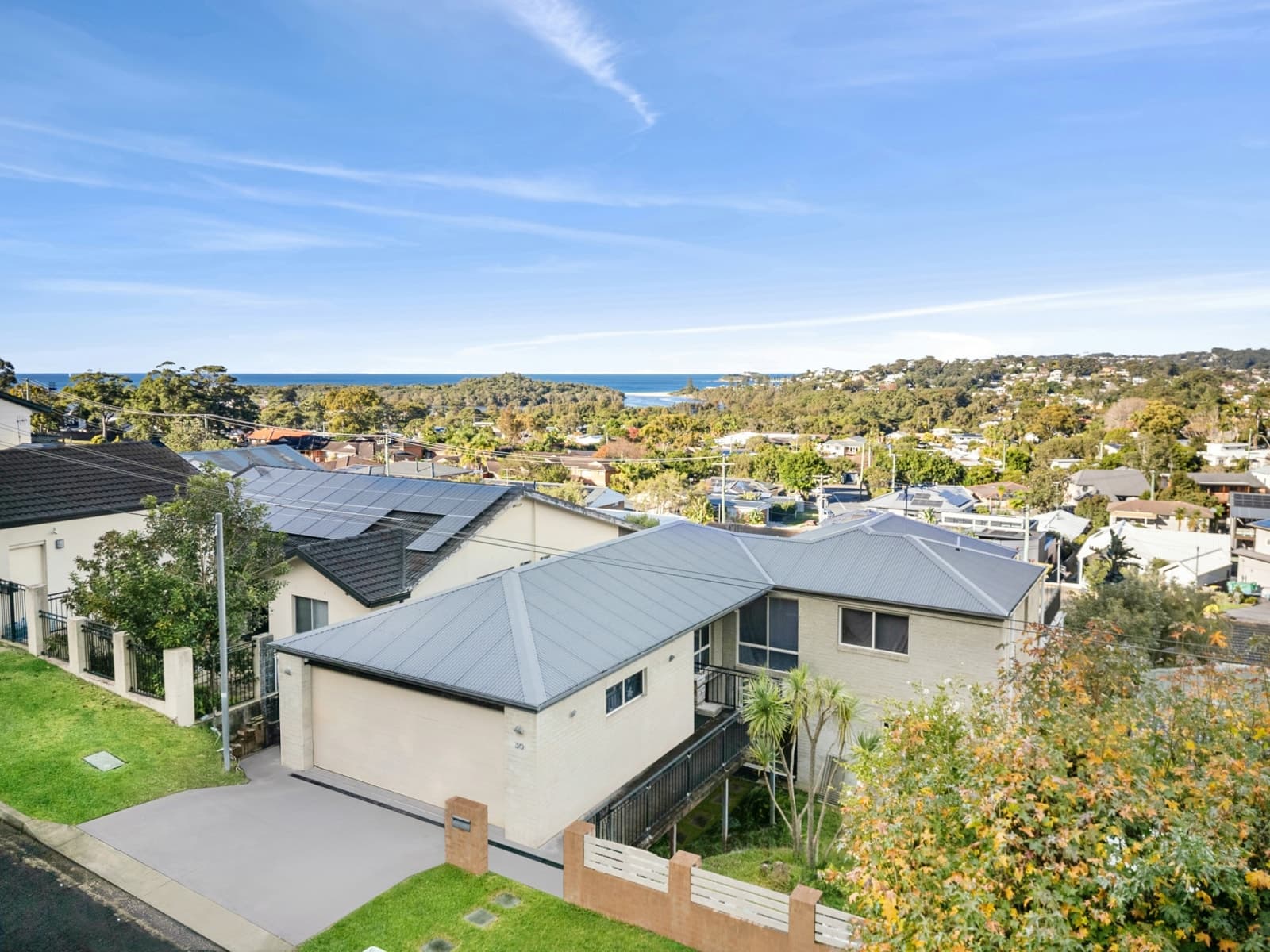 30 Coreen Drive, WAMBERAL, Wamberal - Thumbnail 2