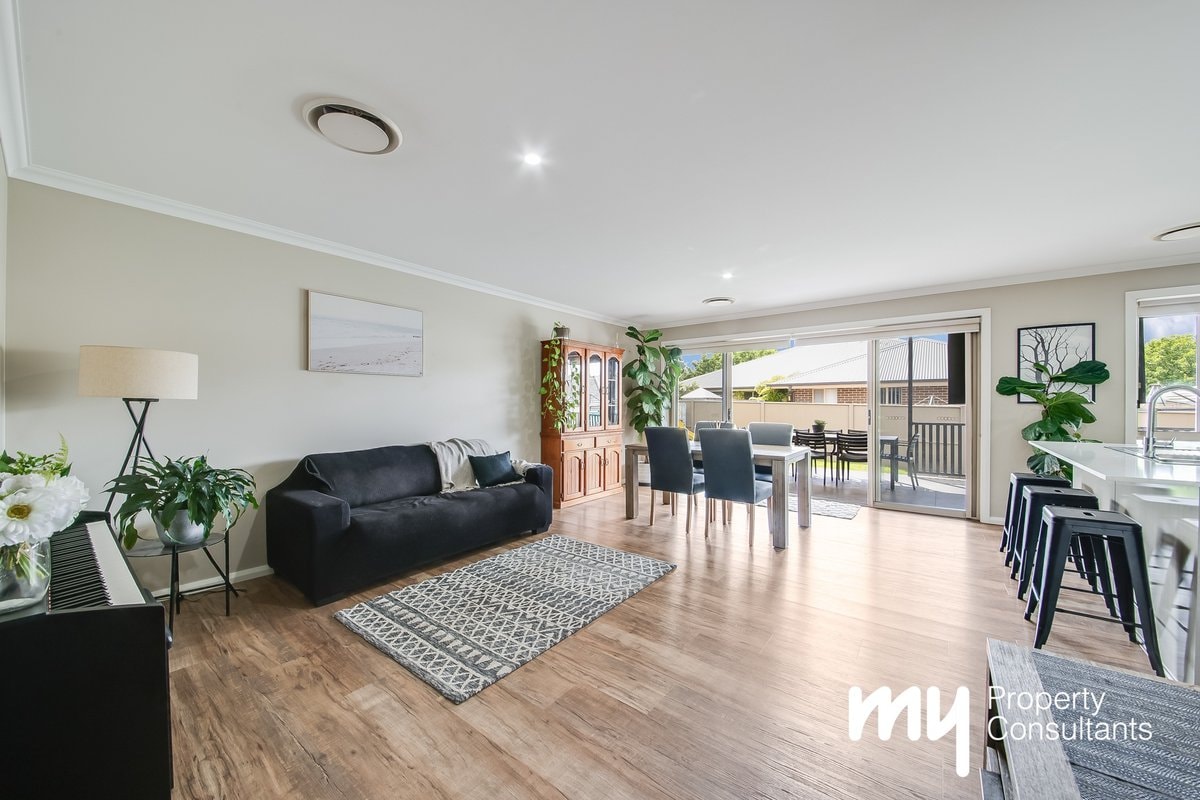 3 Ancona Avenue, Spring Farm - Thumbnail 2