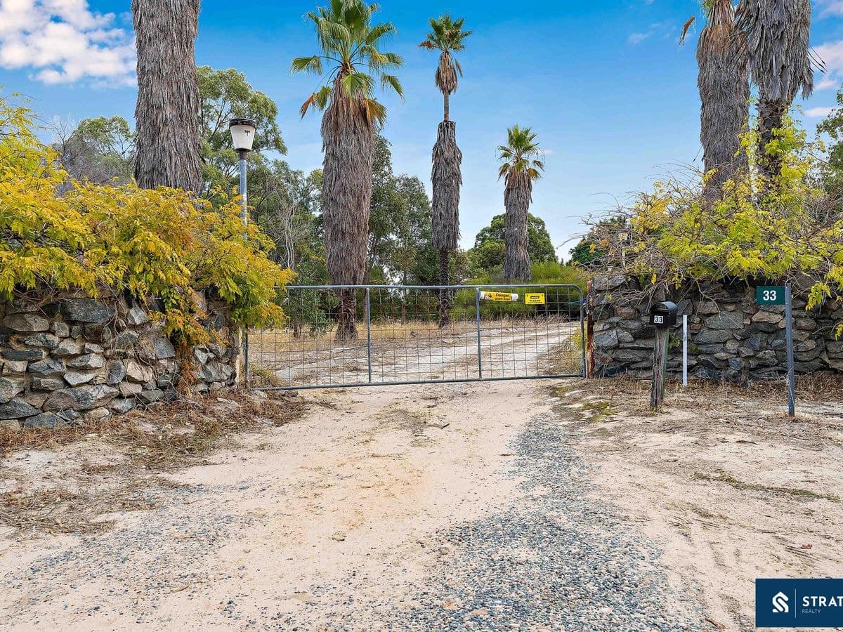 33 Nicolas Drive, Casuarina, Casuarina - Image 1