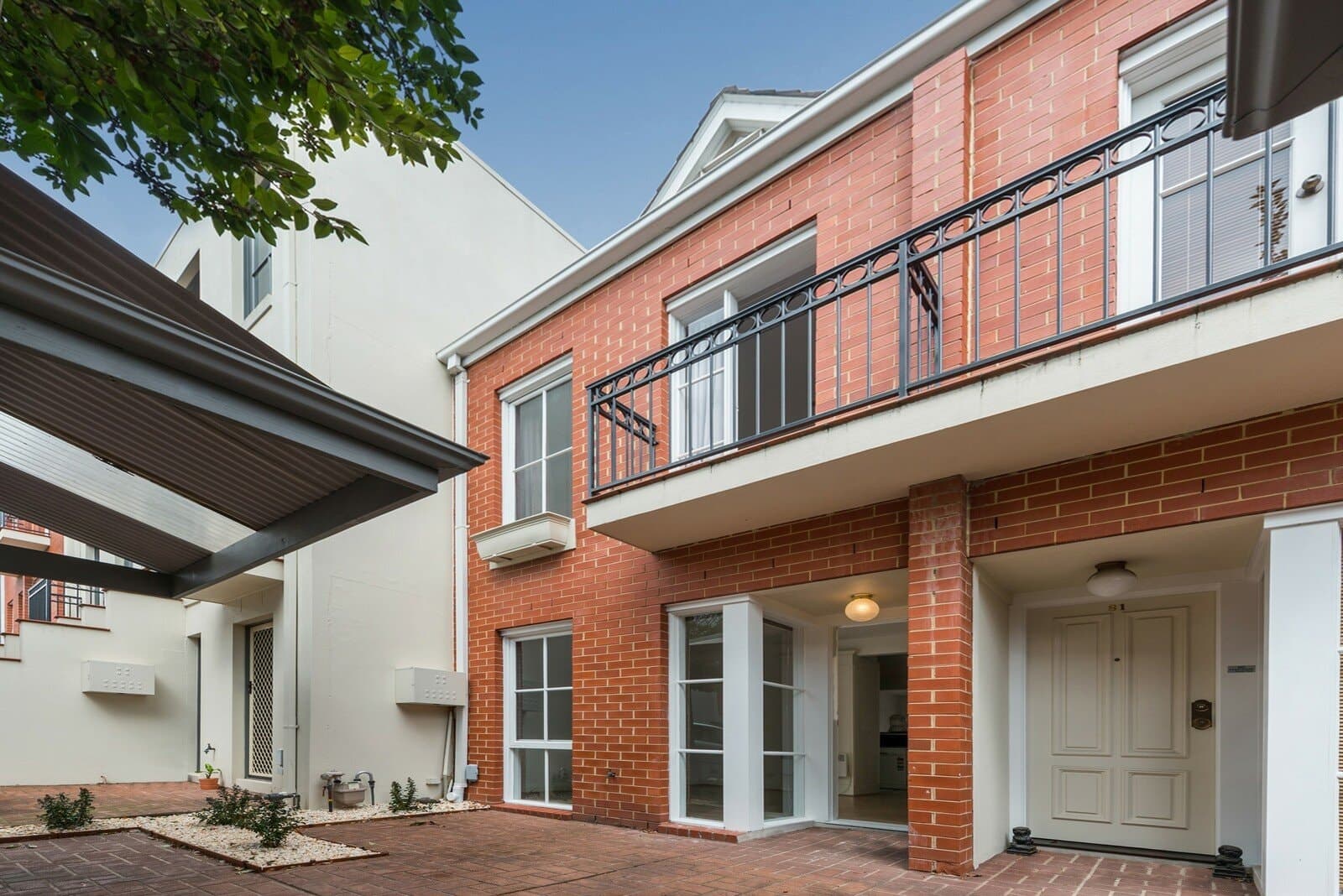 79 The Avenue, Windsor - Image 1
