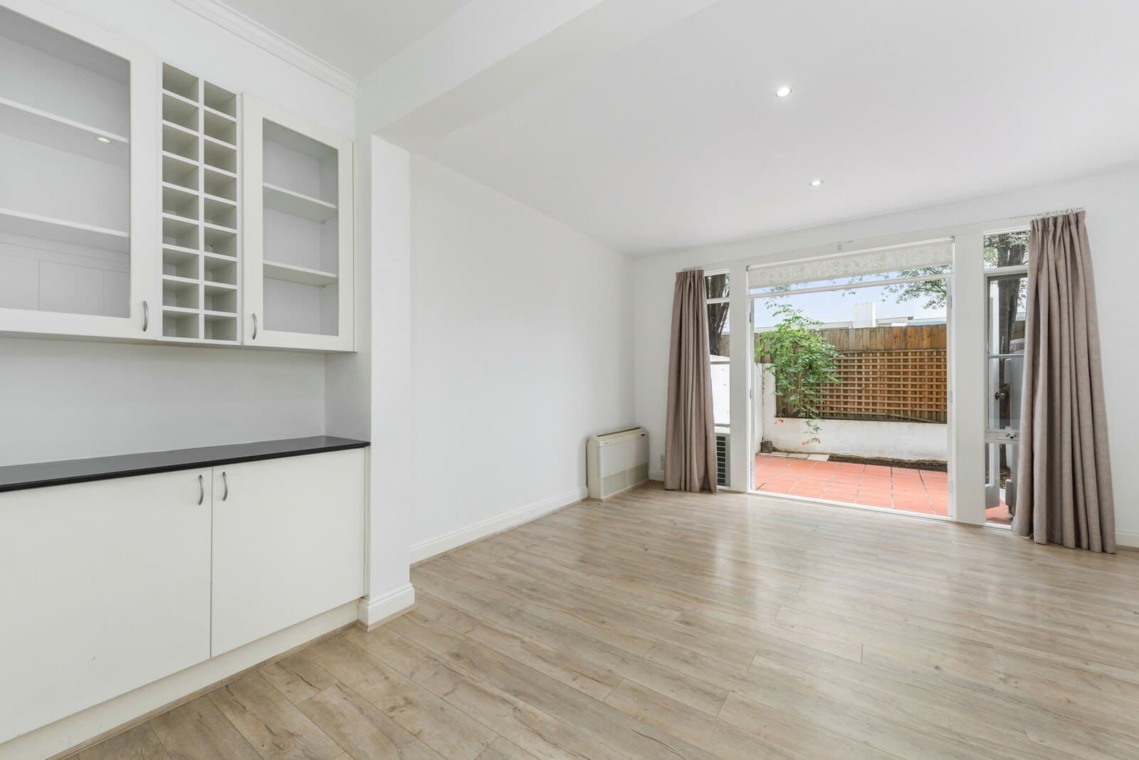 79 The Avenue, Windsor - Thumbnail 4