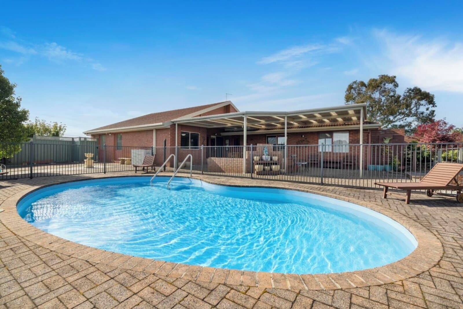 12 Moorhead Avenue, Mornington - Thumbnail 2