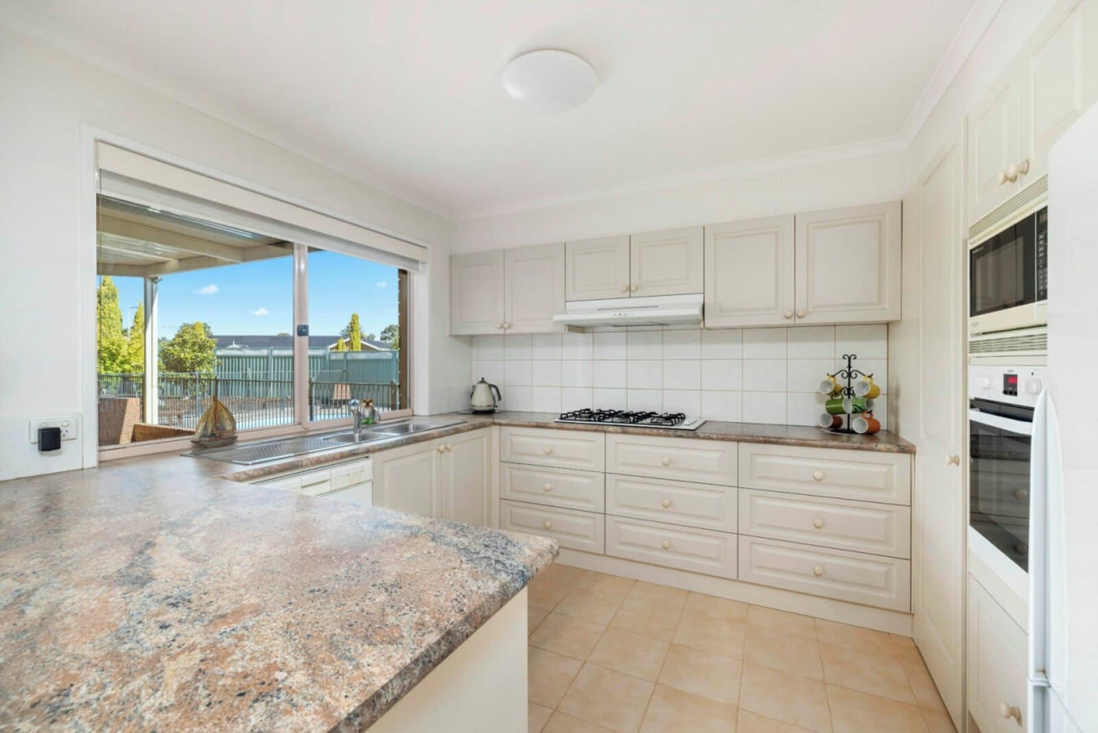 12 Moorhead Avenue, Mornington - Thumbnail 6