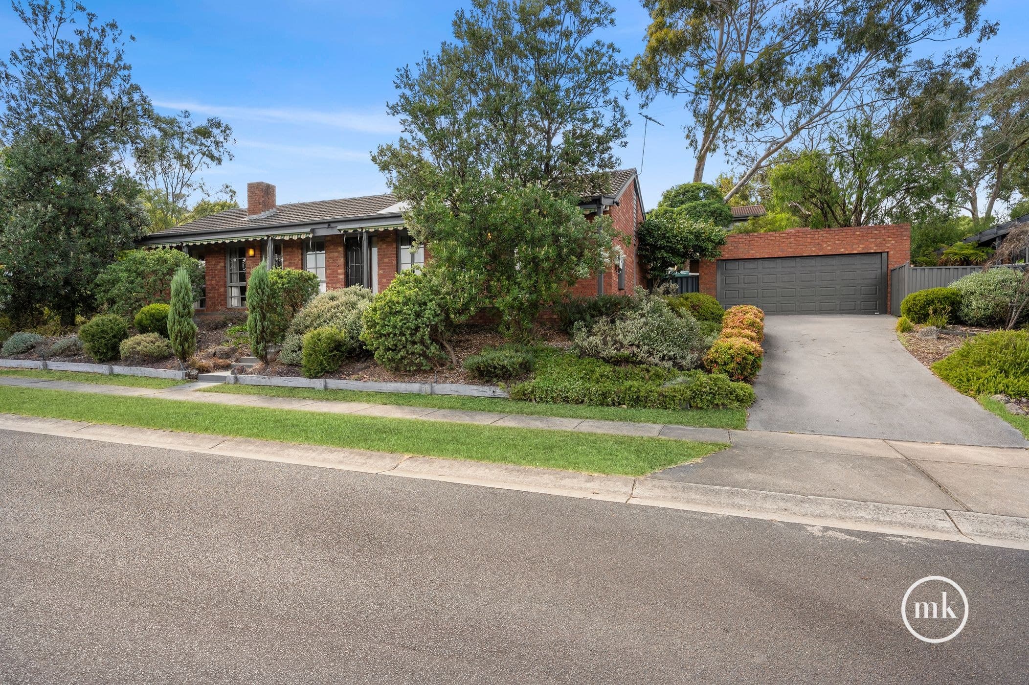Eltham North, Eltham North - Thumbnail 2