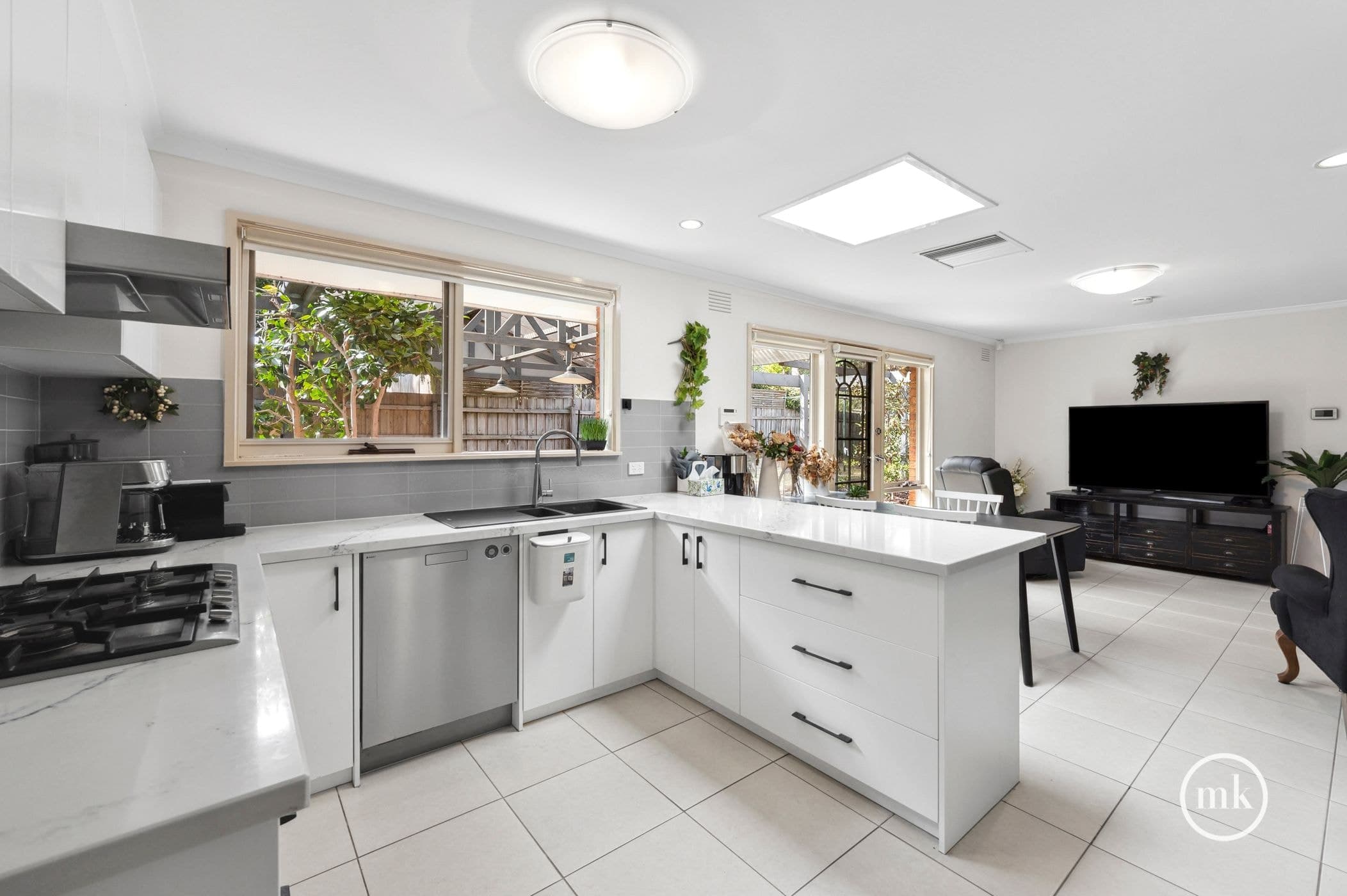 Eltham North, Eltham North - Thumbnail 4