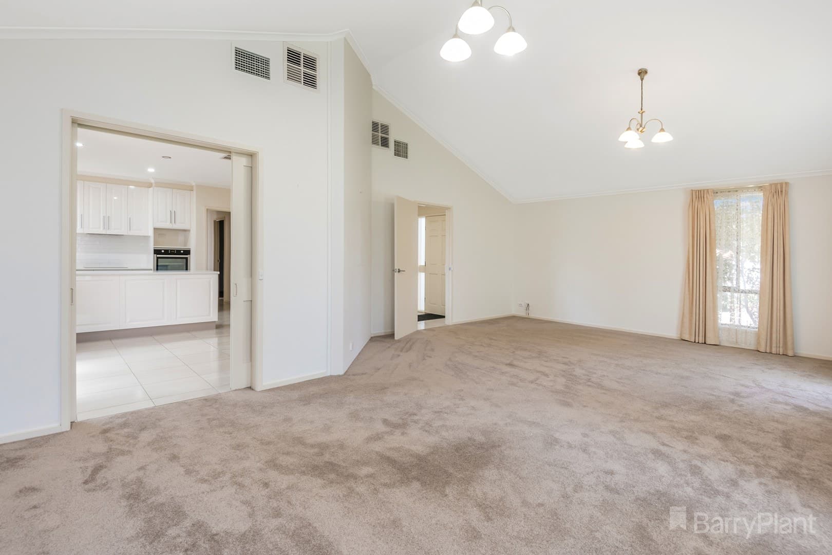 3 Sunset Drive, Strathfieldsaye, VIC 3551, Strathfieldsaye - Thumbnail 5