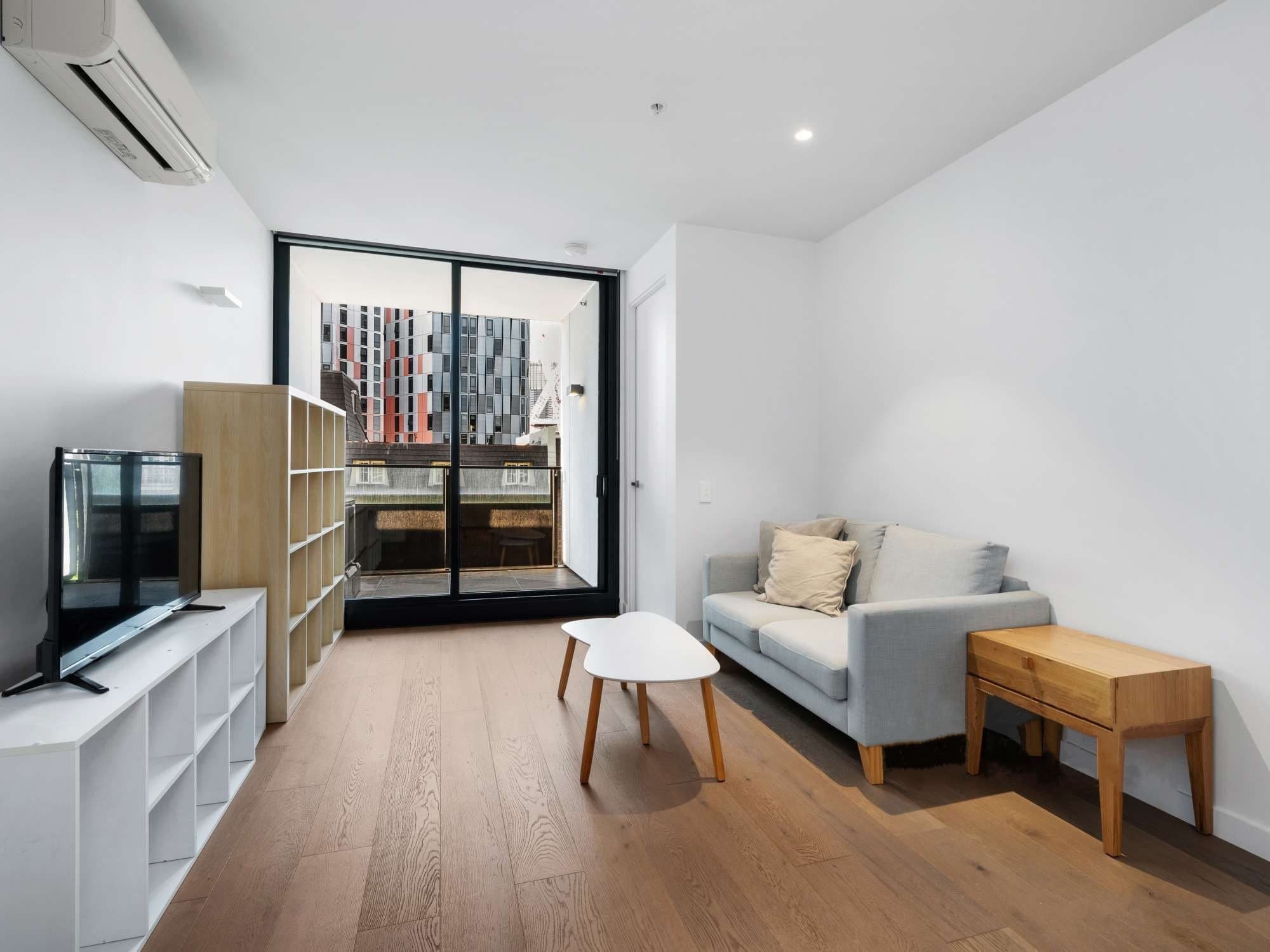516/33 Blackwood St, North Melbourne - Image 1