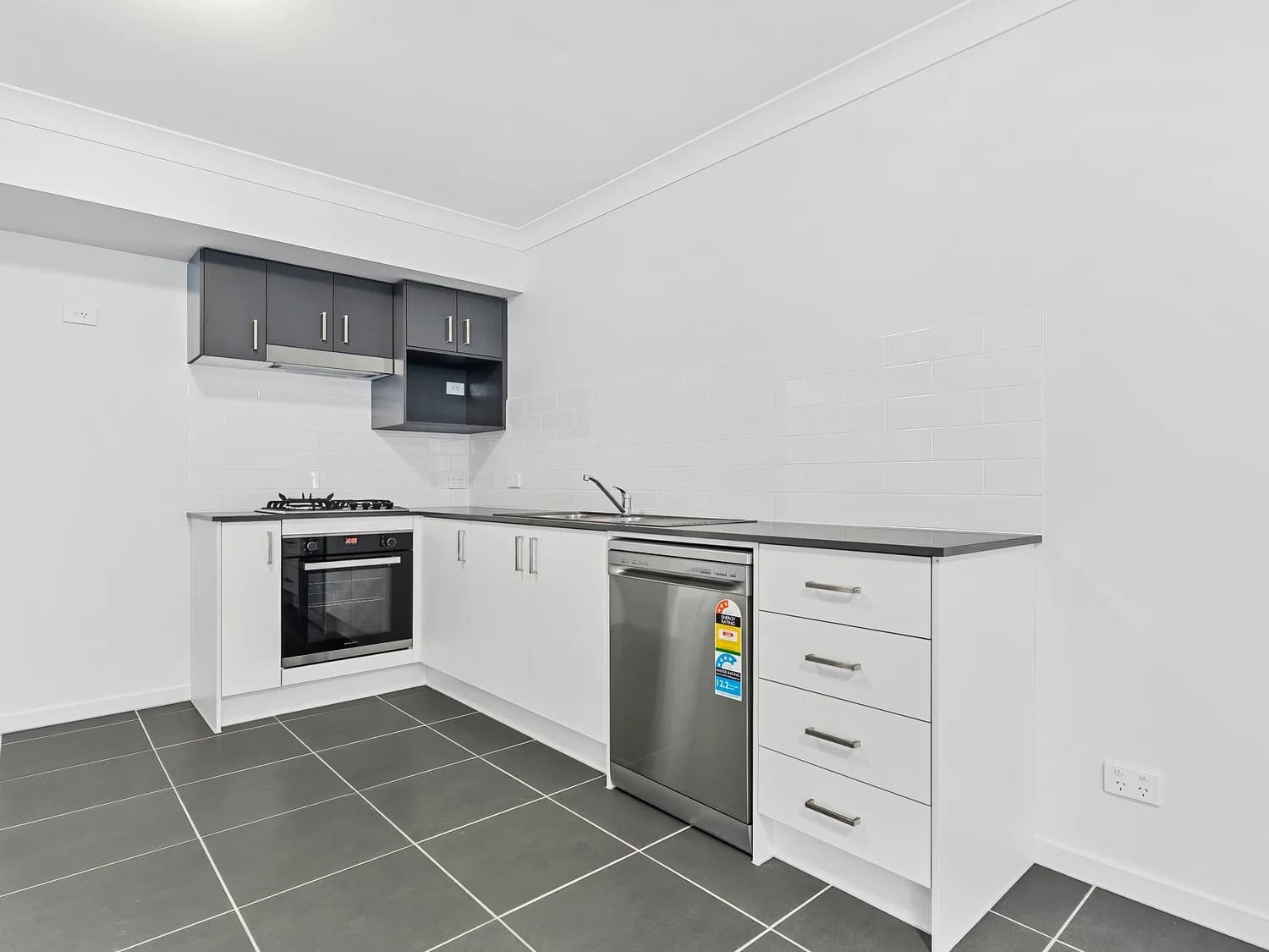 2/2 Albatross Court, Gympie, QLD, 4570, Gympie - Thumbnail 3