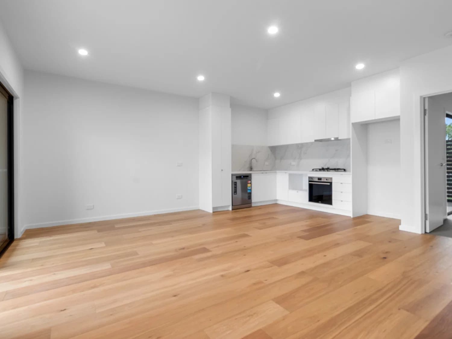 11 Prosperity Pl, Mernda, VIC, 3754, Mernda - Thumbnail 3