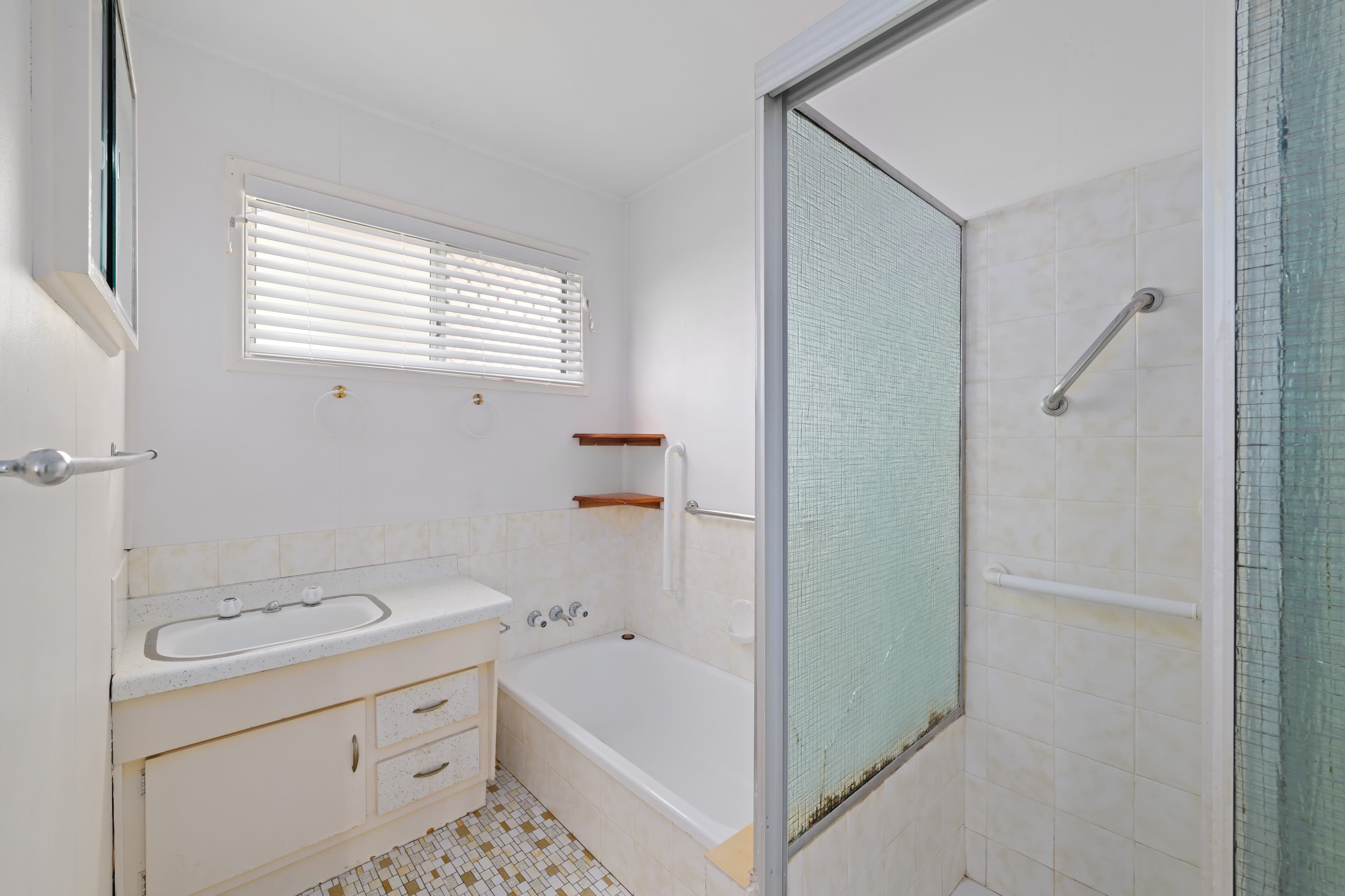 22 Nurom Avenue, Ferny Hills - Thumbnail 7