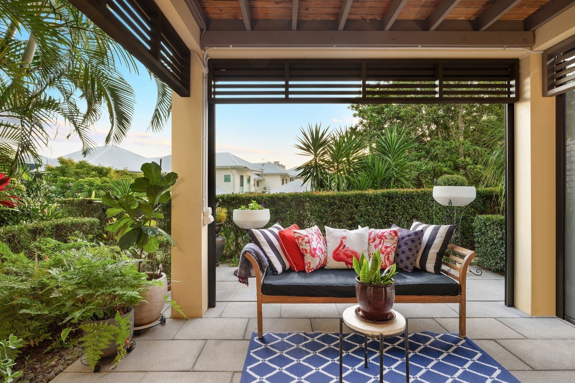 6123/1 Ross Street, Benowa - Thumbnail 2