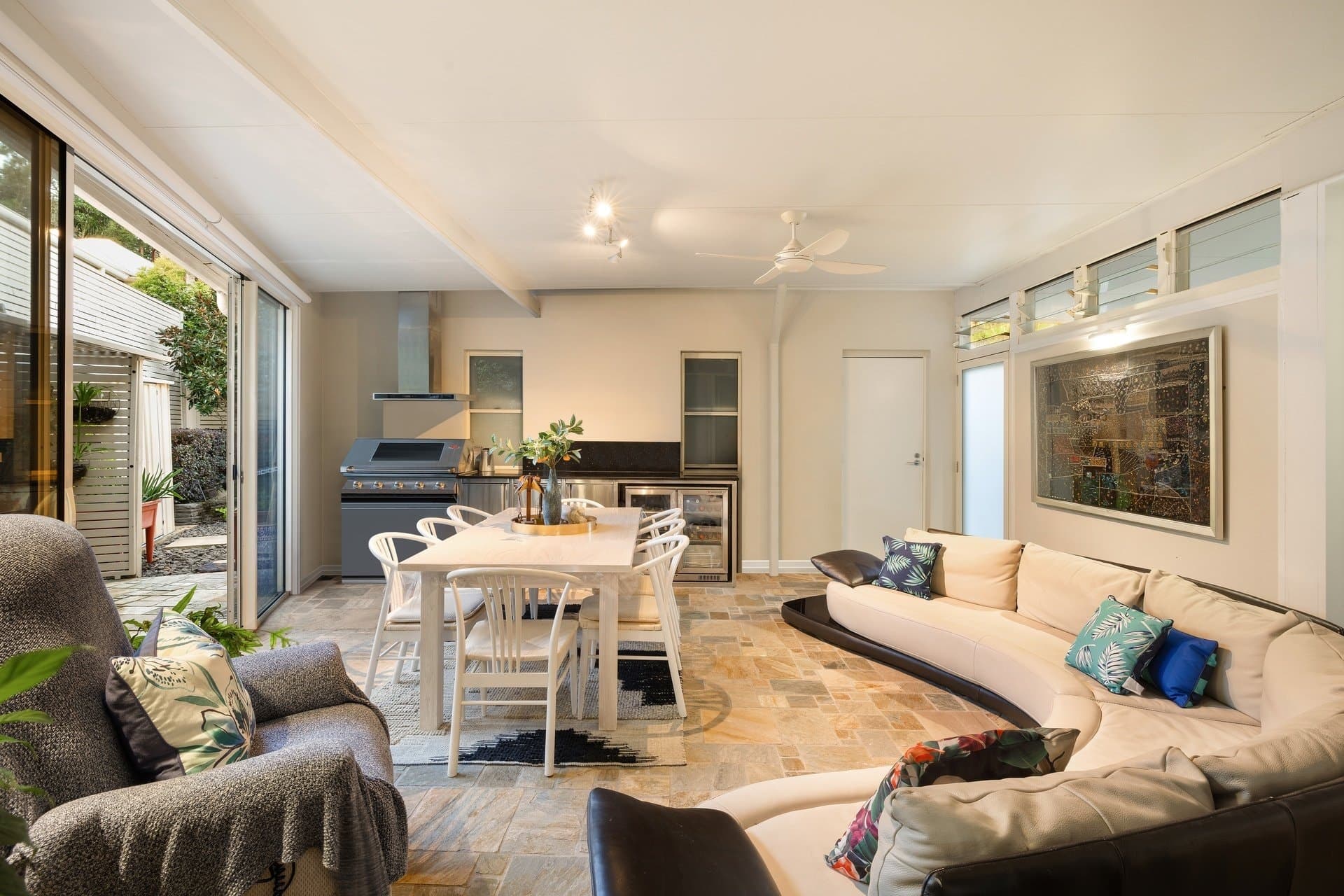 6123/1 Ross Street, Benowa - Thumbnail 4