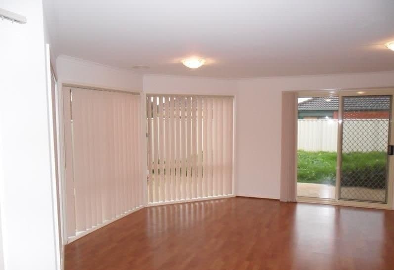 5 Wyperfeld CircuitCaroline Springs, VIC 3023  - Leased, Caroline Springs - Thumbnail 4