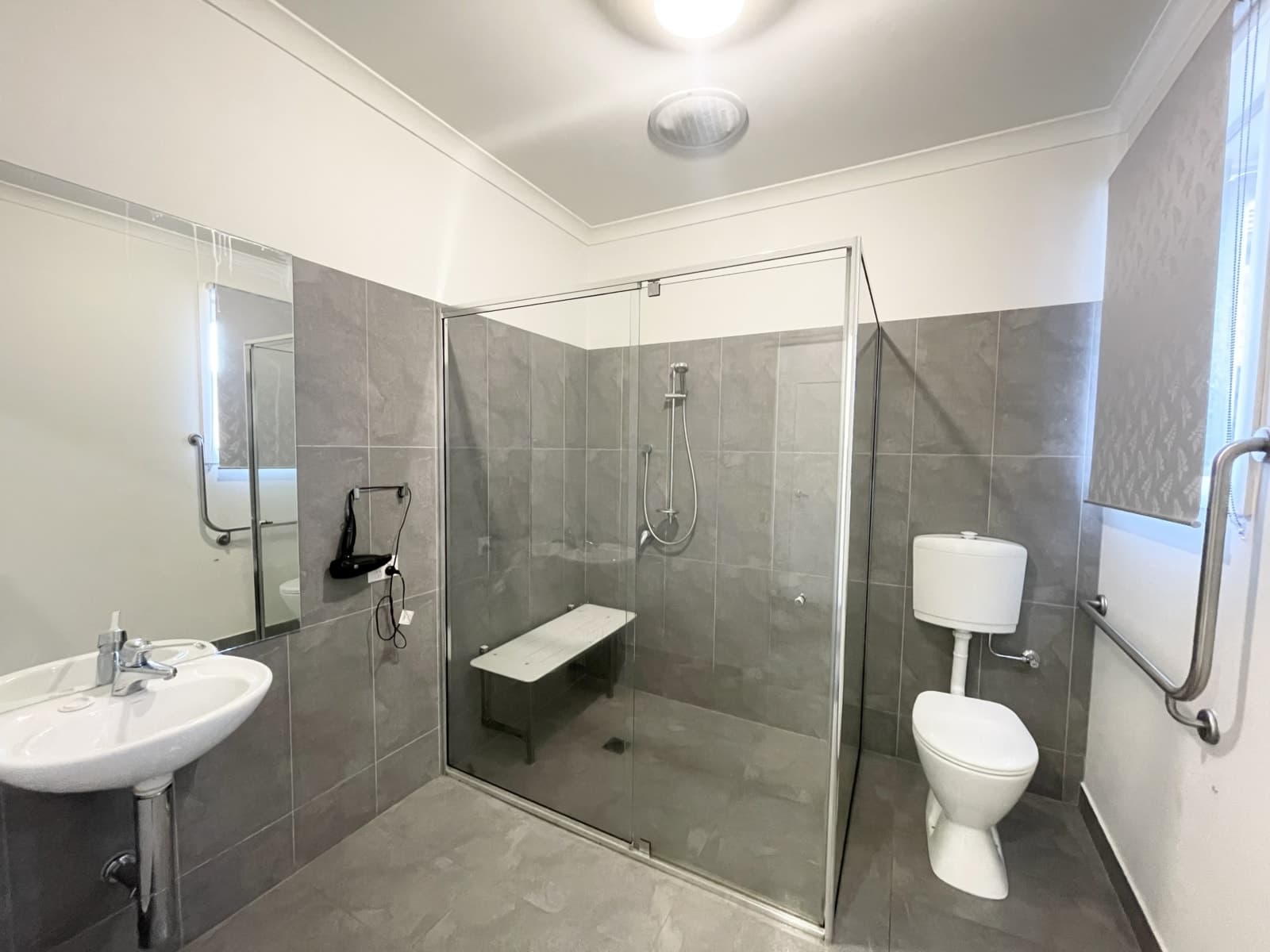 16 Stockdale Avenue, CLAYTON, Clayton - Thumbnail 4