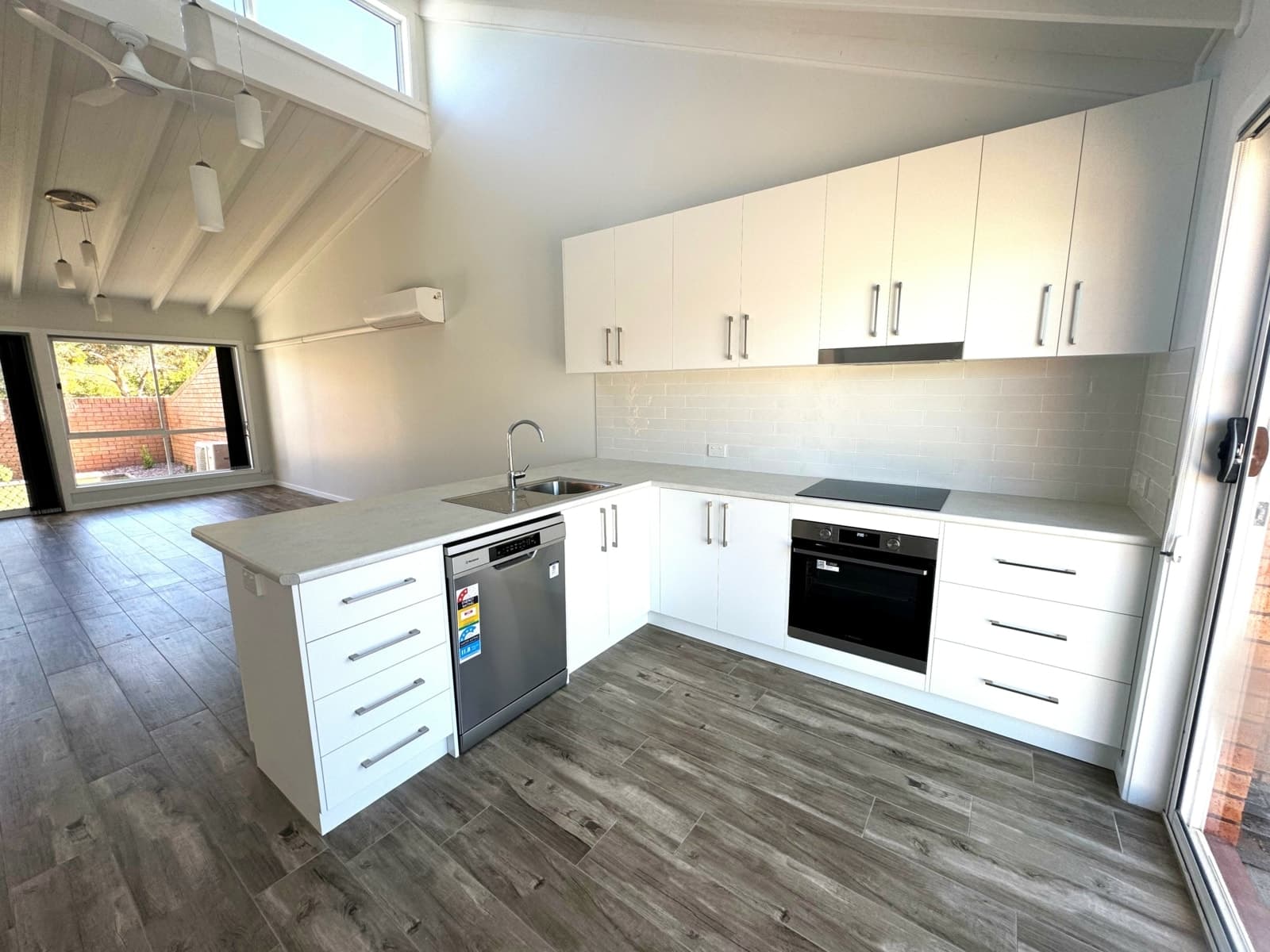 6/25 Bluewater Crescent, SHEARWATER, Shearwater - Thumbnail 2