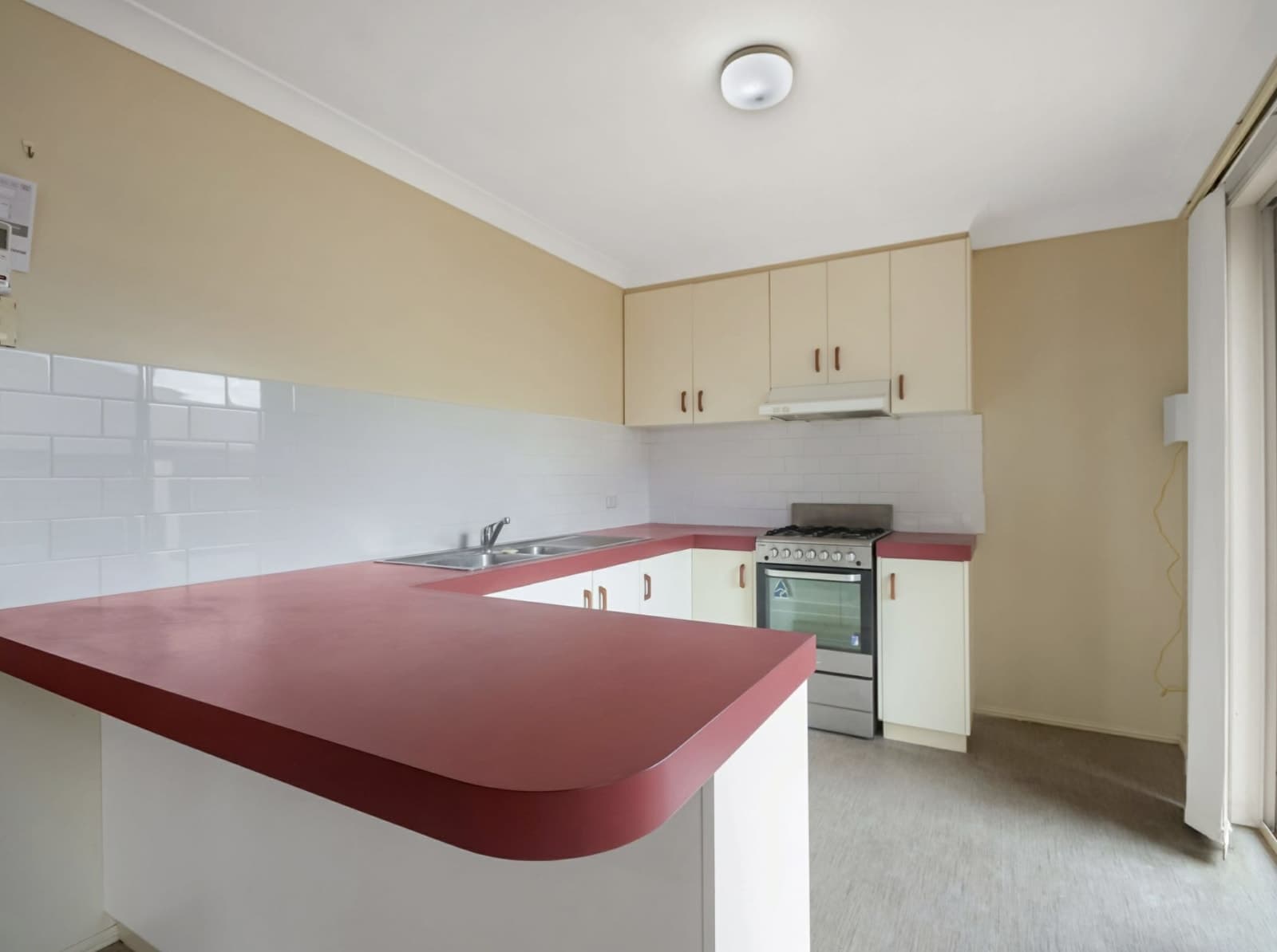 2/517 Hume Street, KEARNEYS SPRING, Kearneys Spring - Thumbnail 2