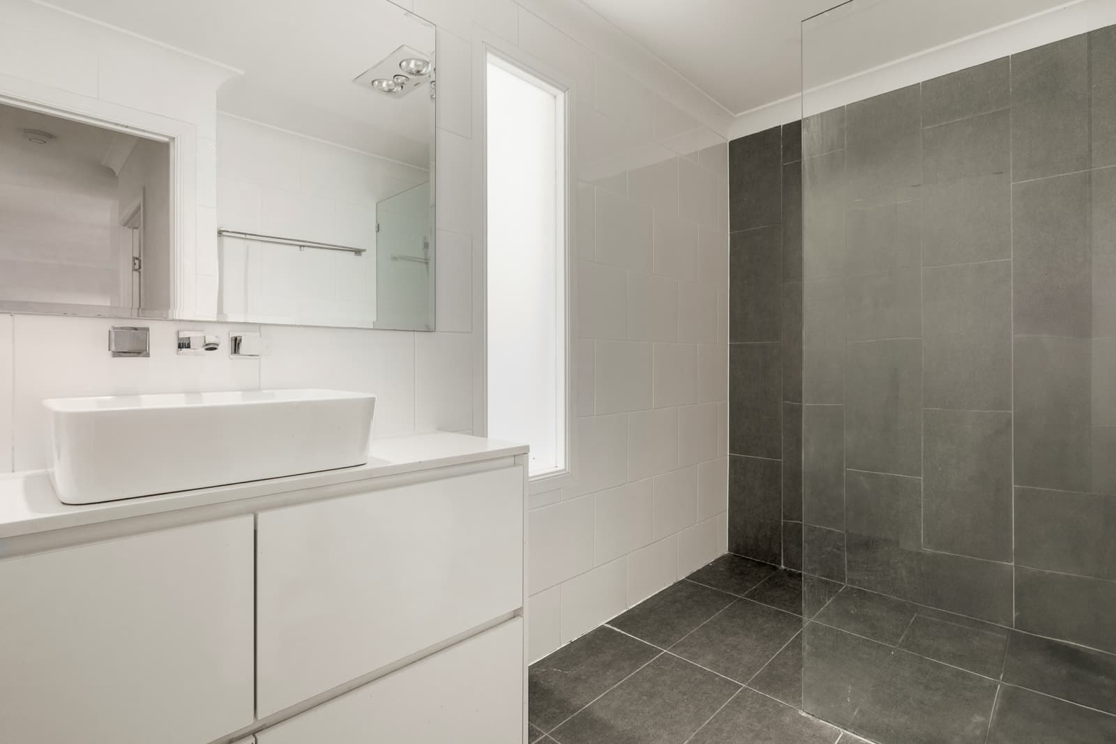15 Lusitania Street, NEWTOWN, Newtown - Thumbnail 4