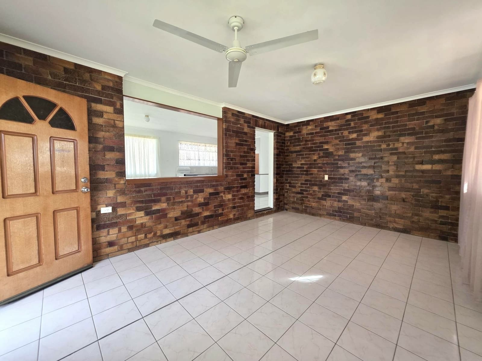 7 Martin Street, BUNDABERG EAST, Bundaberg East - Thumbnail 2